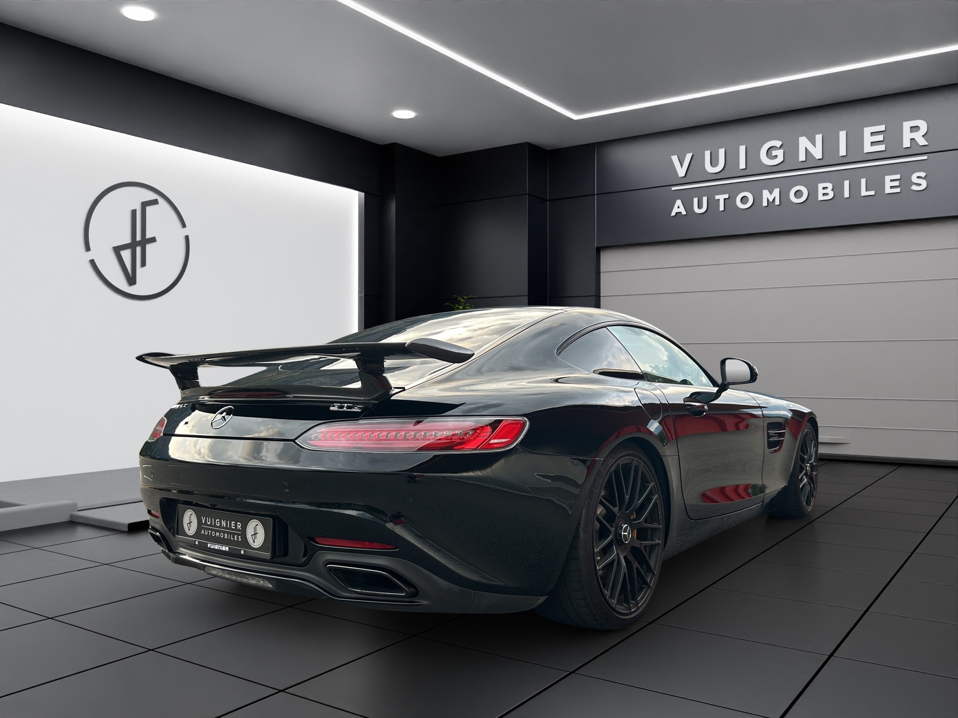 MERCEDES-BENZ AMG GT S Speedshift DCT-image-4