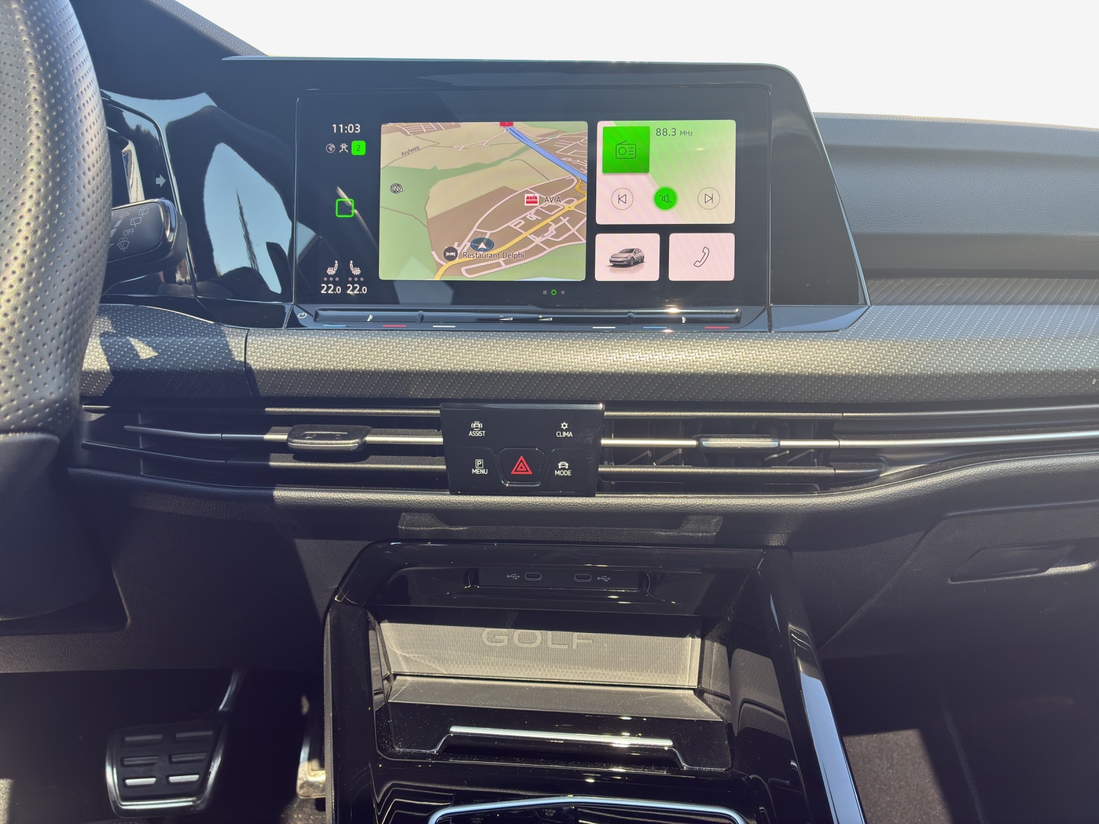 VW Golf 2.0 TSI R DSG 4Motion-image-10