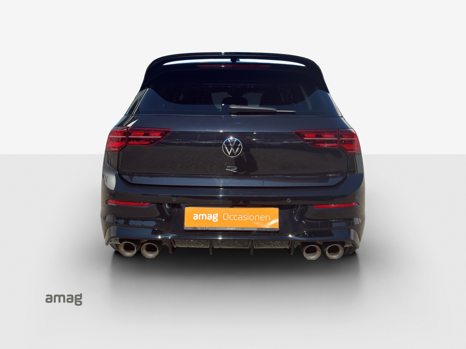 VW Golf 2.0 TSI R DSG 4Motion-image-3