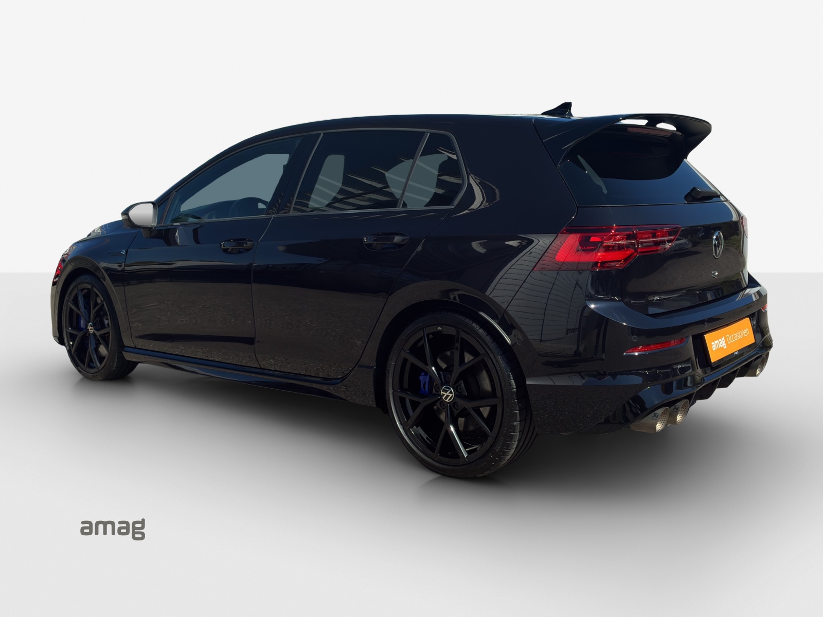 VW Golf 2.0 TSI R DSG 4Motion-image-2