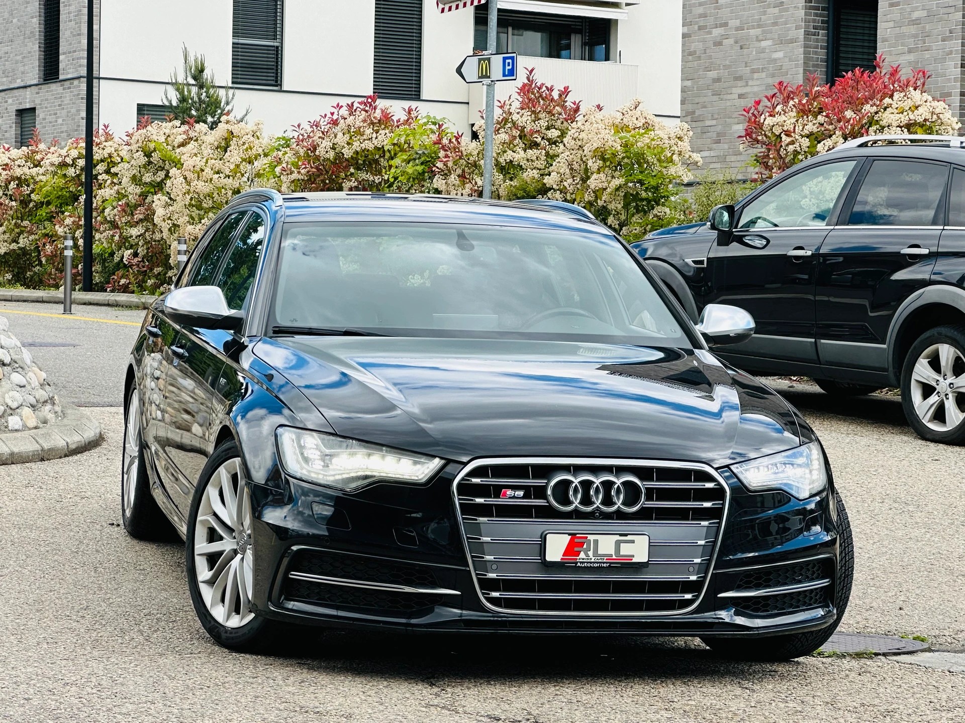 AUDI S6 Avant 4.0 TFSI V8 quattro S-tronic-image-1