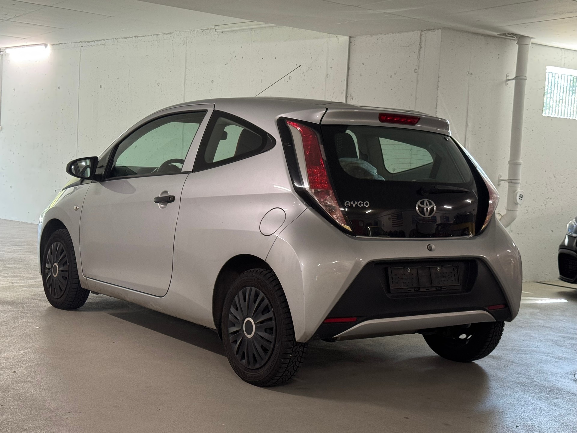 TOYOTA Aygo 1.0 VVT-i x-image-4