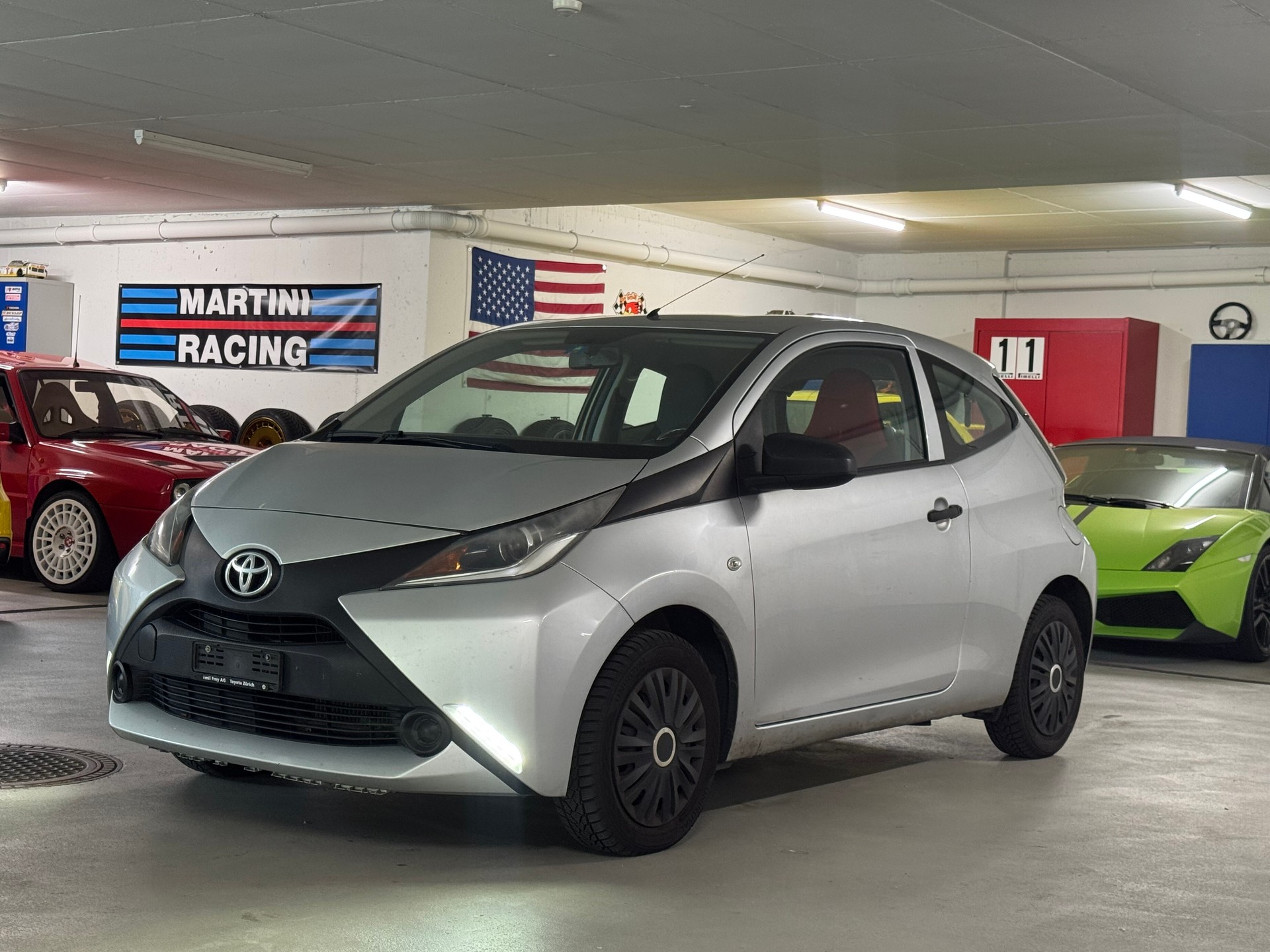 TOYOTA Aygo 1.0 VVT-i x-image-0