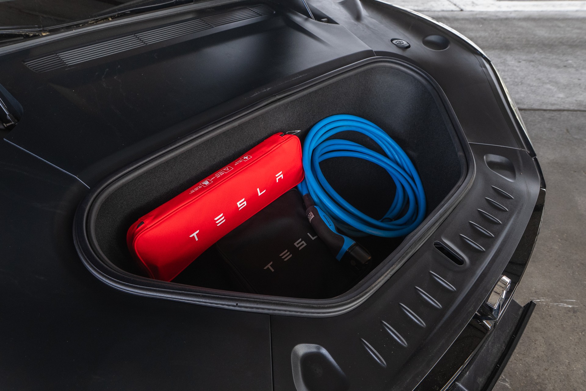 TESLA Model S Long Range-image-15