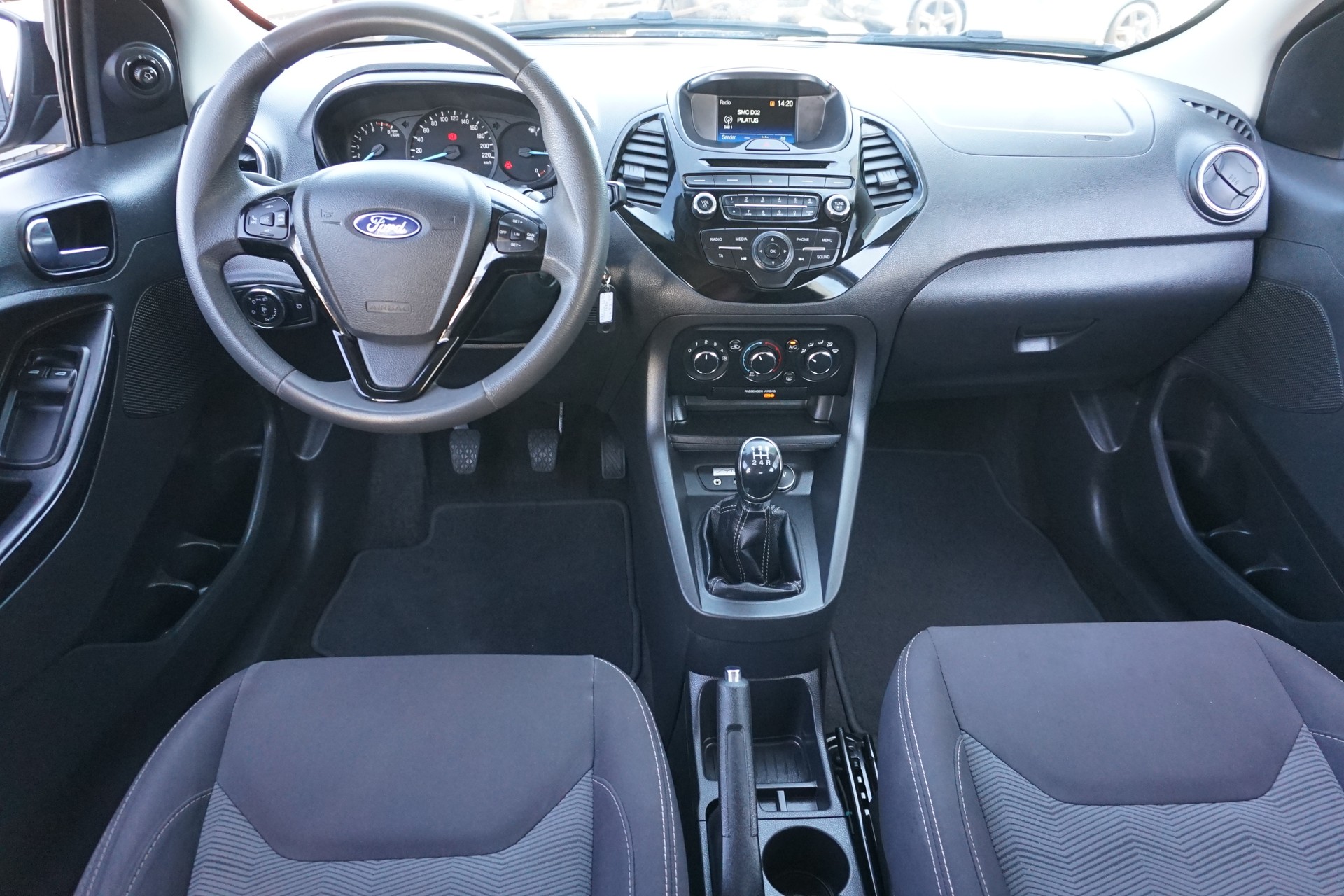FORD KA+ 1.2 Cool&Sound-image-10