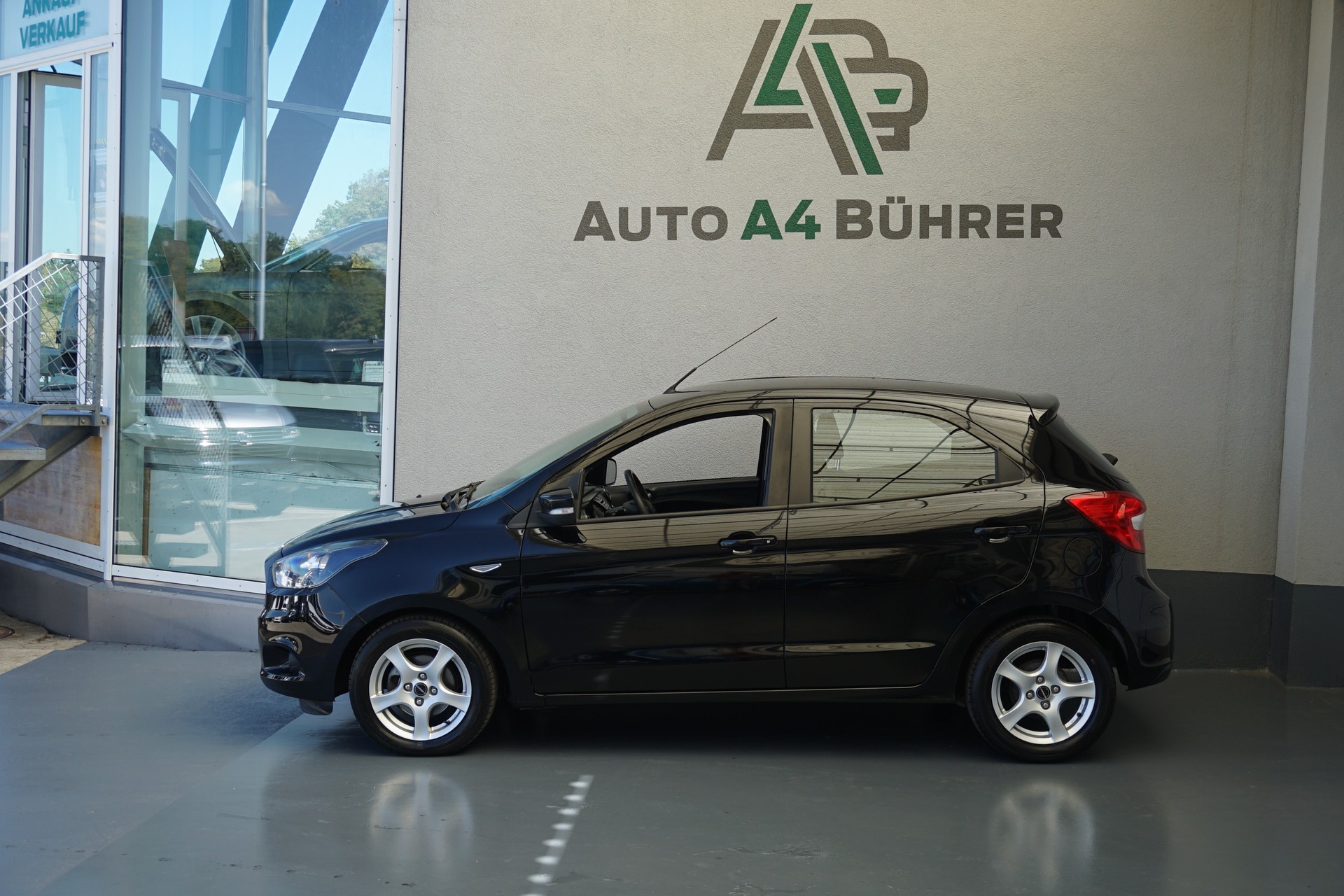 FORD KA+ 1.2 Cool&Sound-image-0