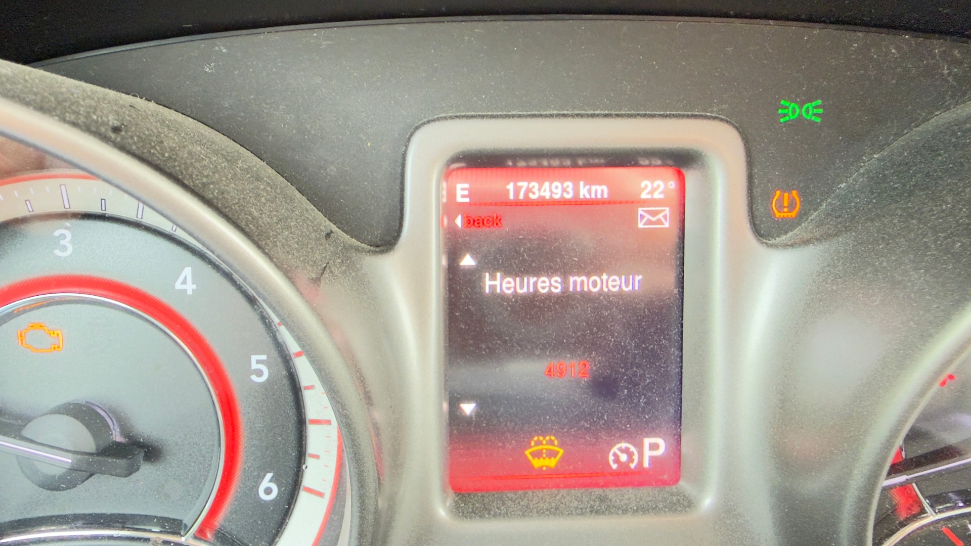 FIAT Freemont 2.0 MJ Urban AWD Automat-image-12