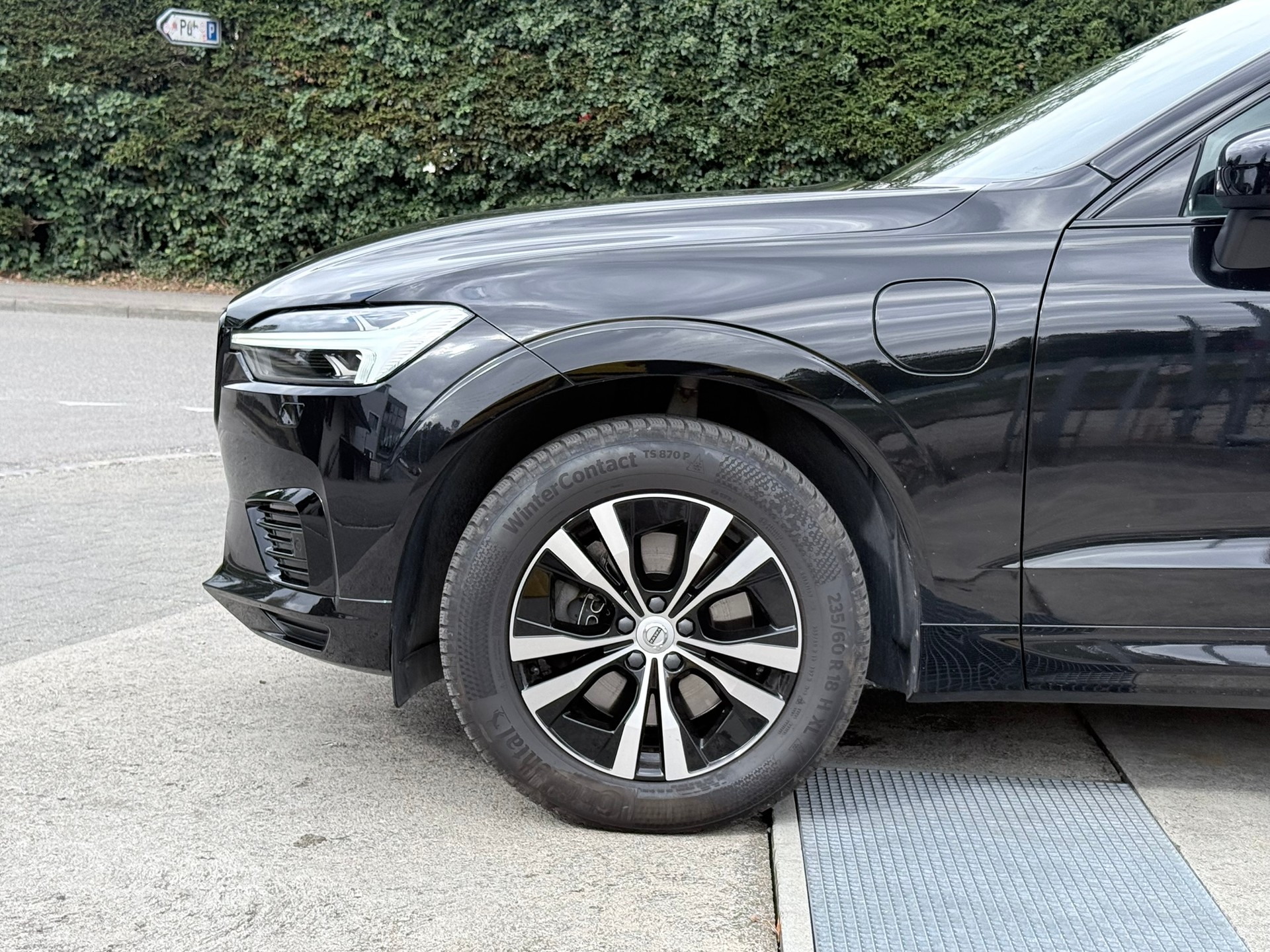 VOLVO XC60 T6 eAWD R-Design Geartronic-image-11