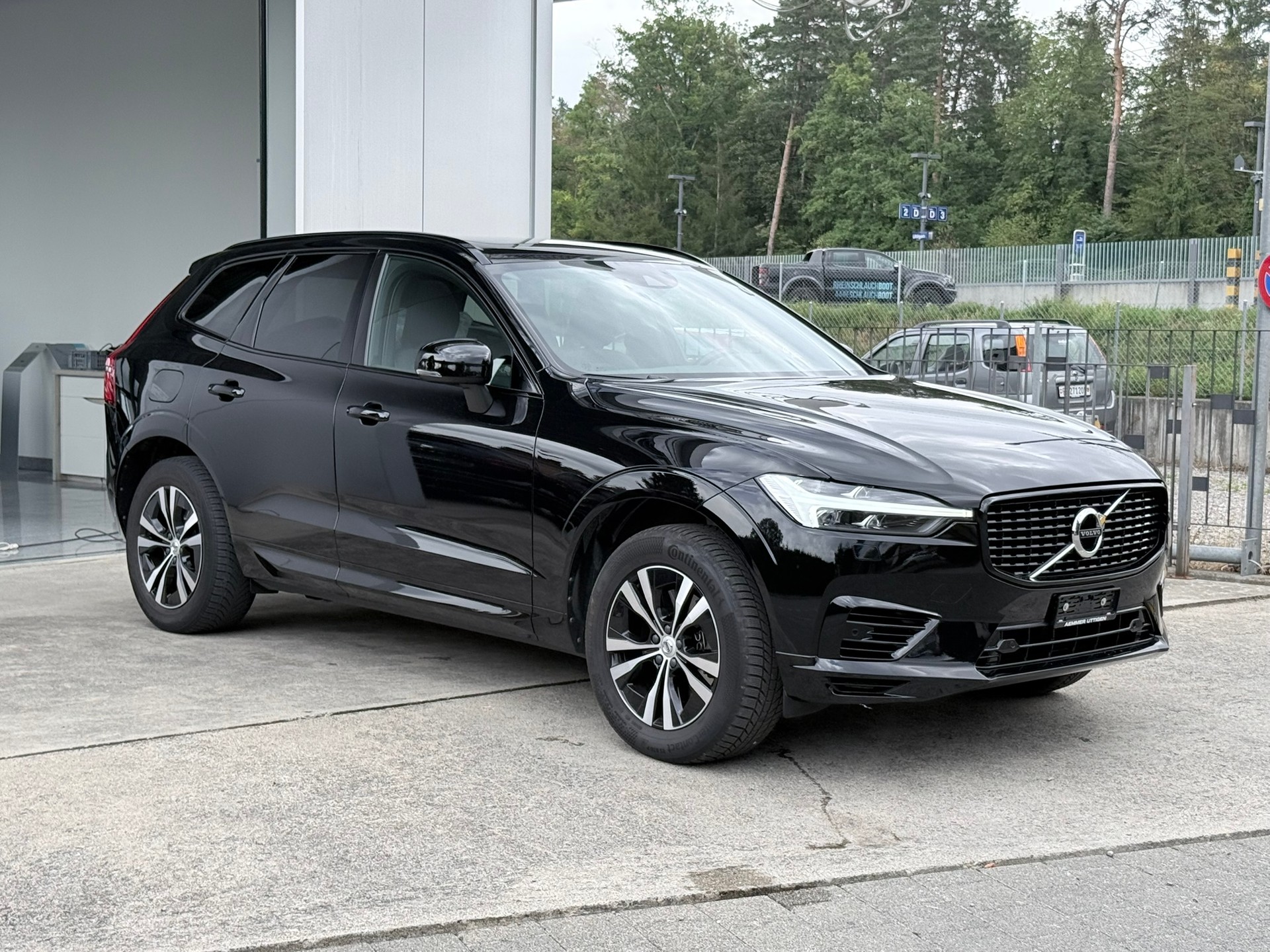 VOLVO XC60 T6 eAWD R-Design Geartronic-showroom-element-2