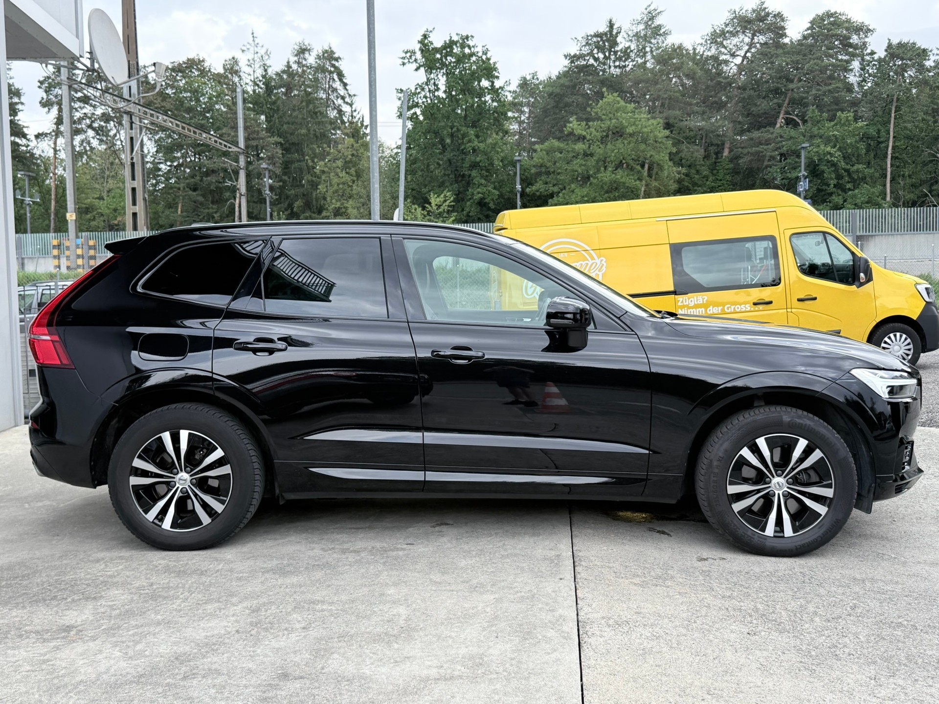 VOLVO XC60 T6 eAWD R-Design Geartronic-showroom-element-3