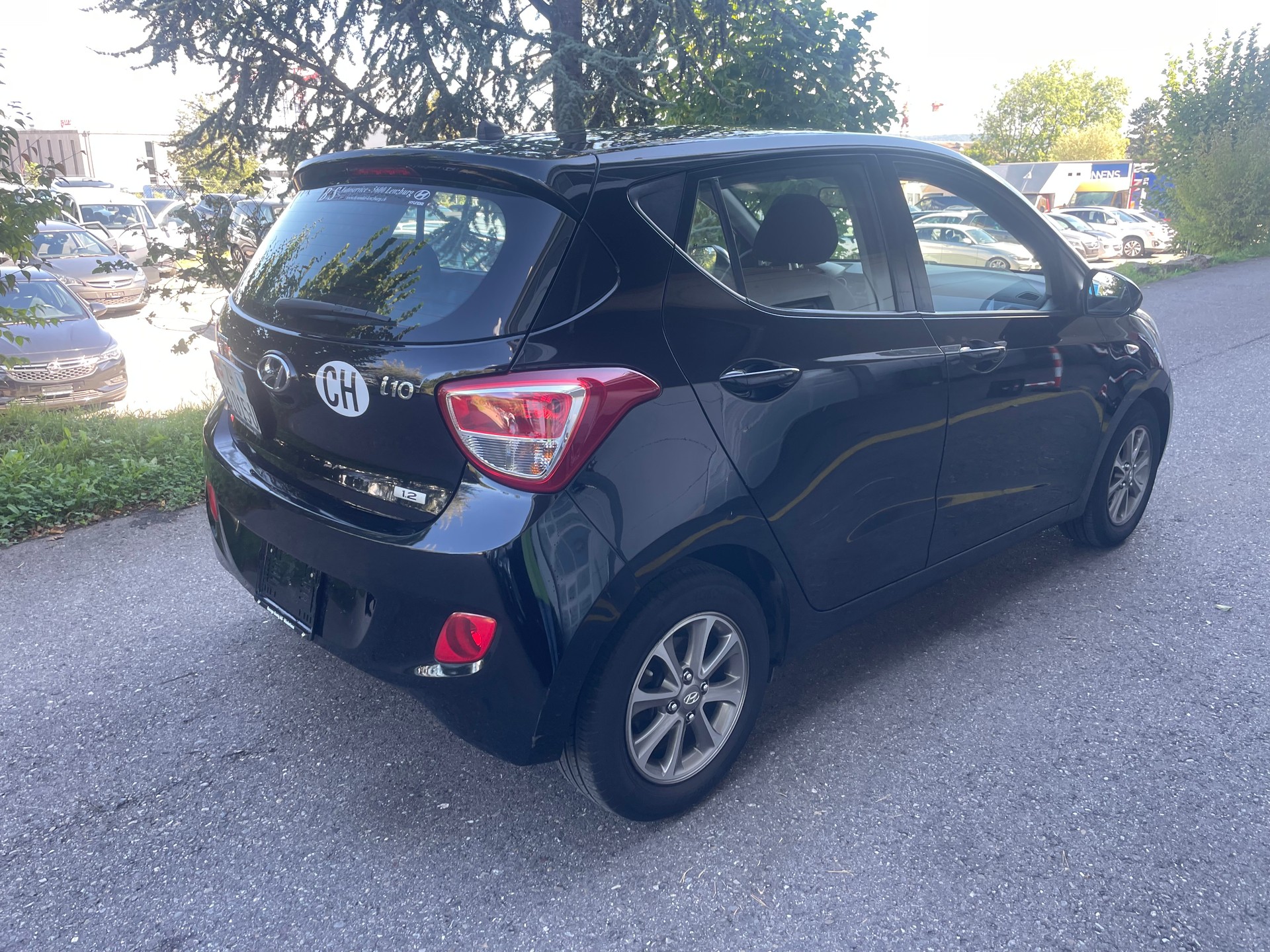 HYUNDAI i10 1.2 Style-image-3