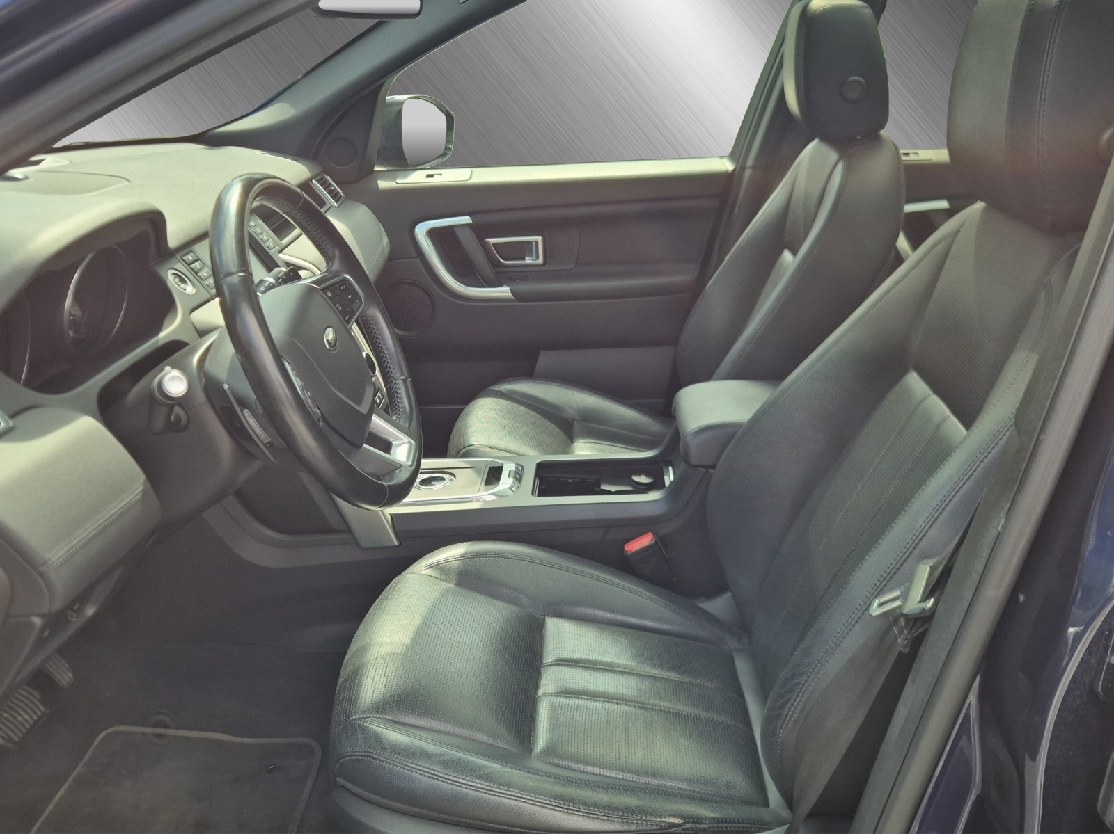 LAND ROVER Discovery Sport 2.0 Si4 HSE-image-8