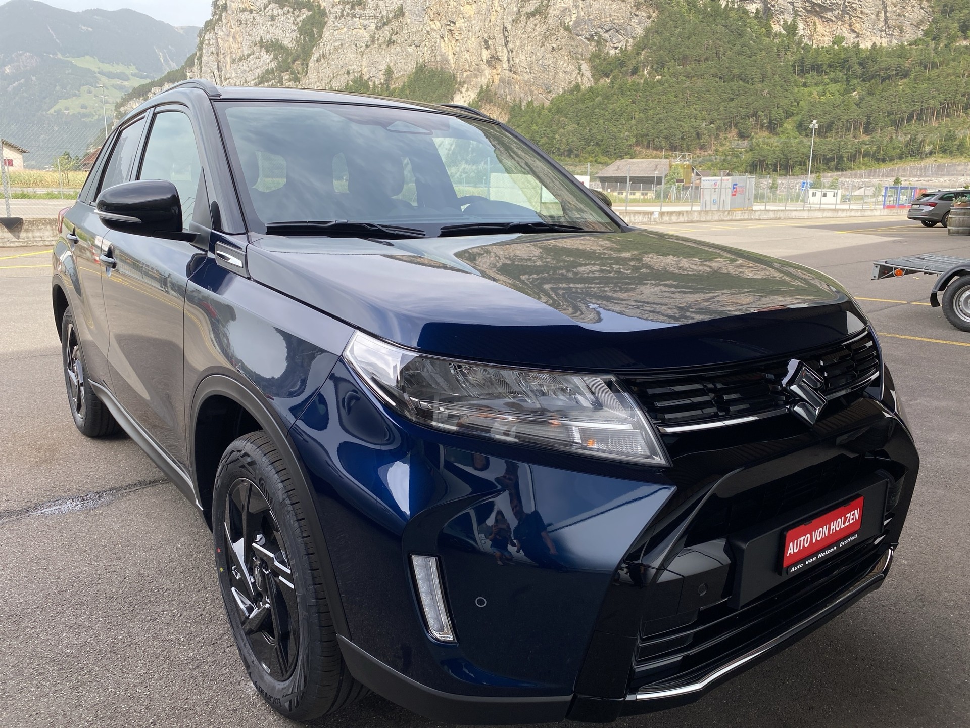 SUZUKI 1.4T Compact Top Hybrid Black Edition 4x4-image-8