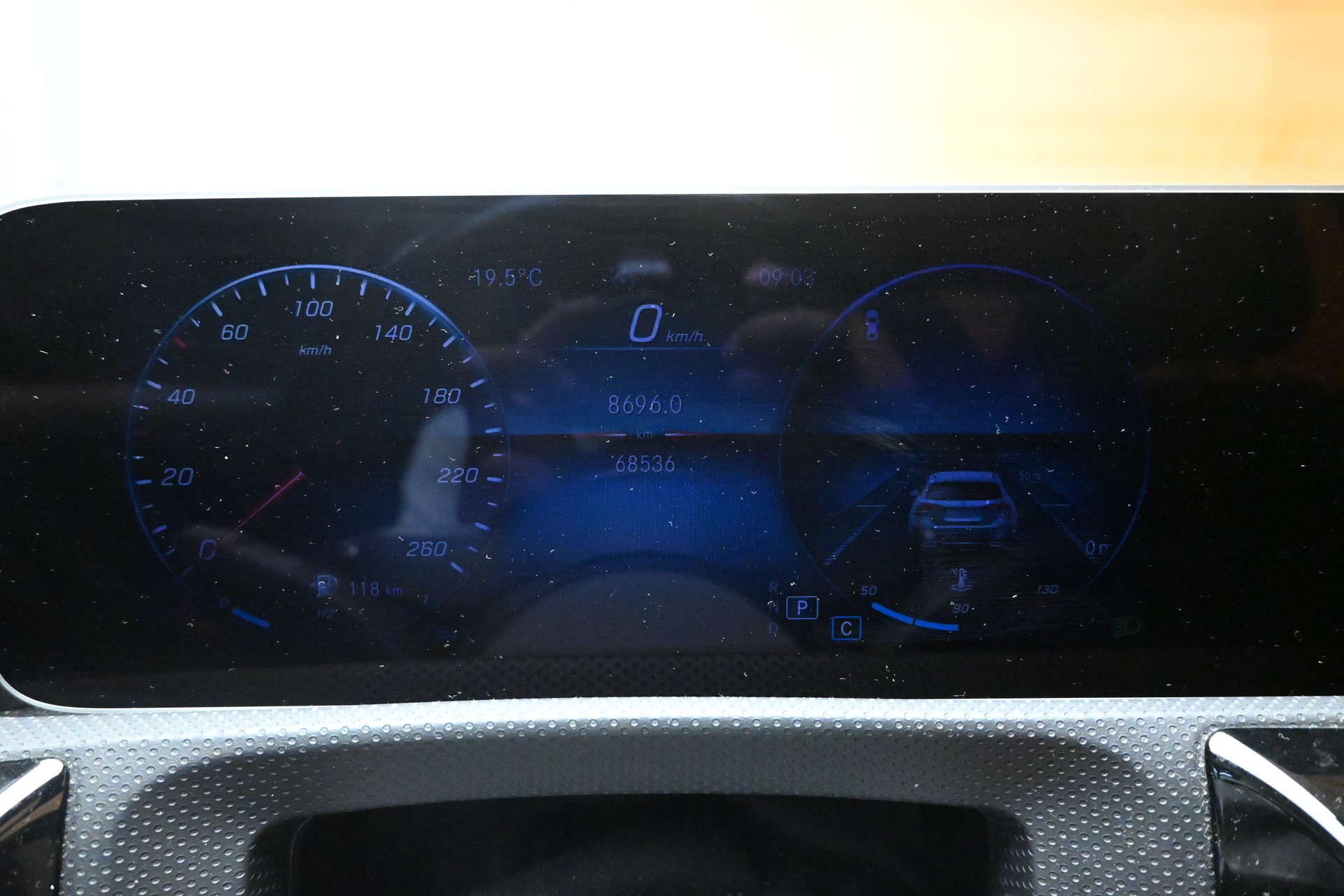 MERCEDES-BENZ A 220 AMG Line 7G-DCT 4Matic Limousine-image-10