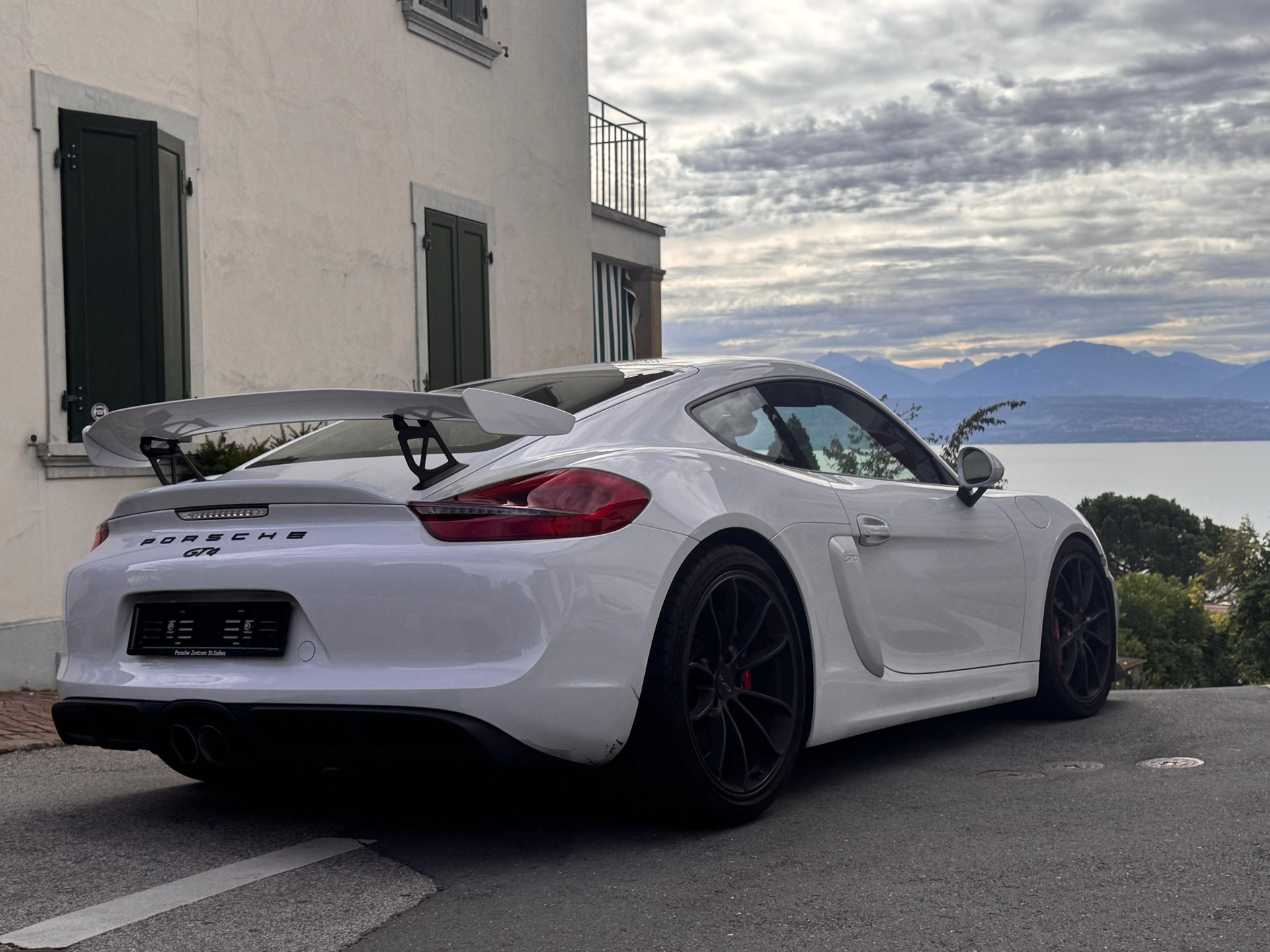 PORSCHE 3.8 GT4-image-5