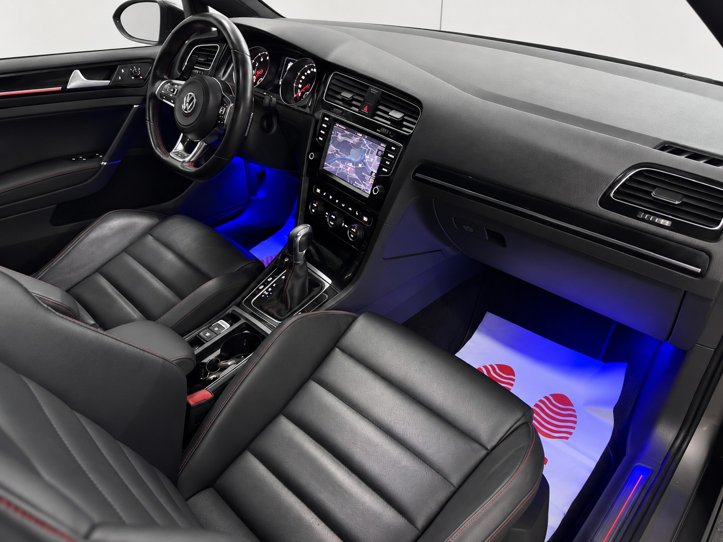 VW Golf 2.0 TSI GTI Performance DSG-image-14