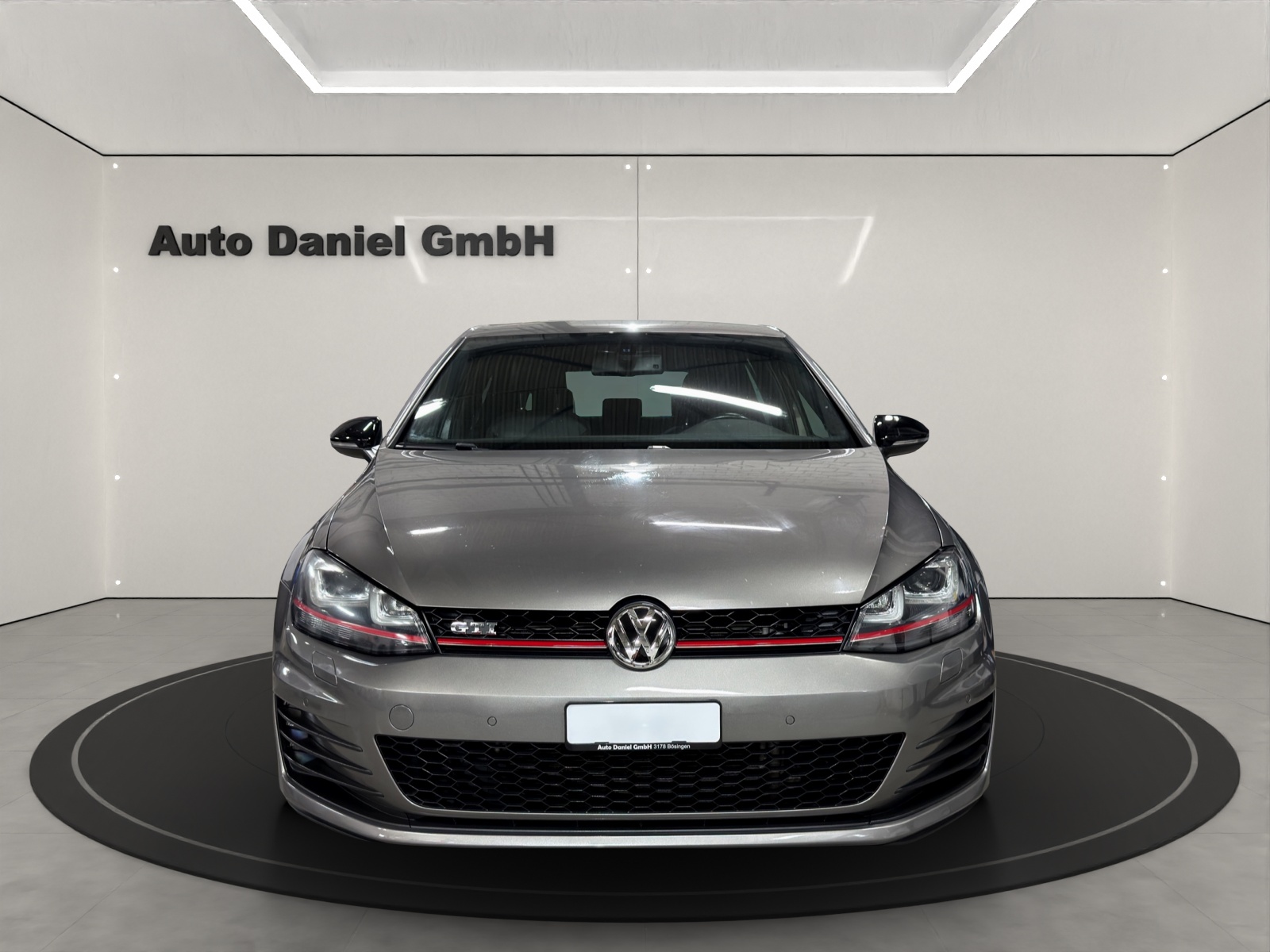 VW Golf 2.0 TSI GTI Performance DSG-image-1