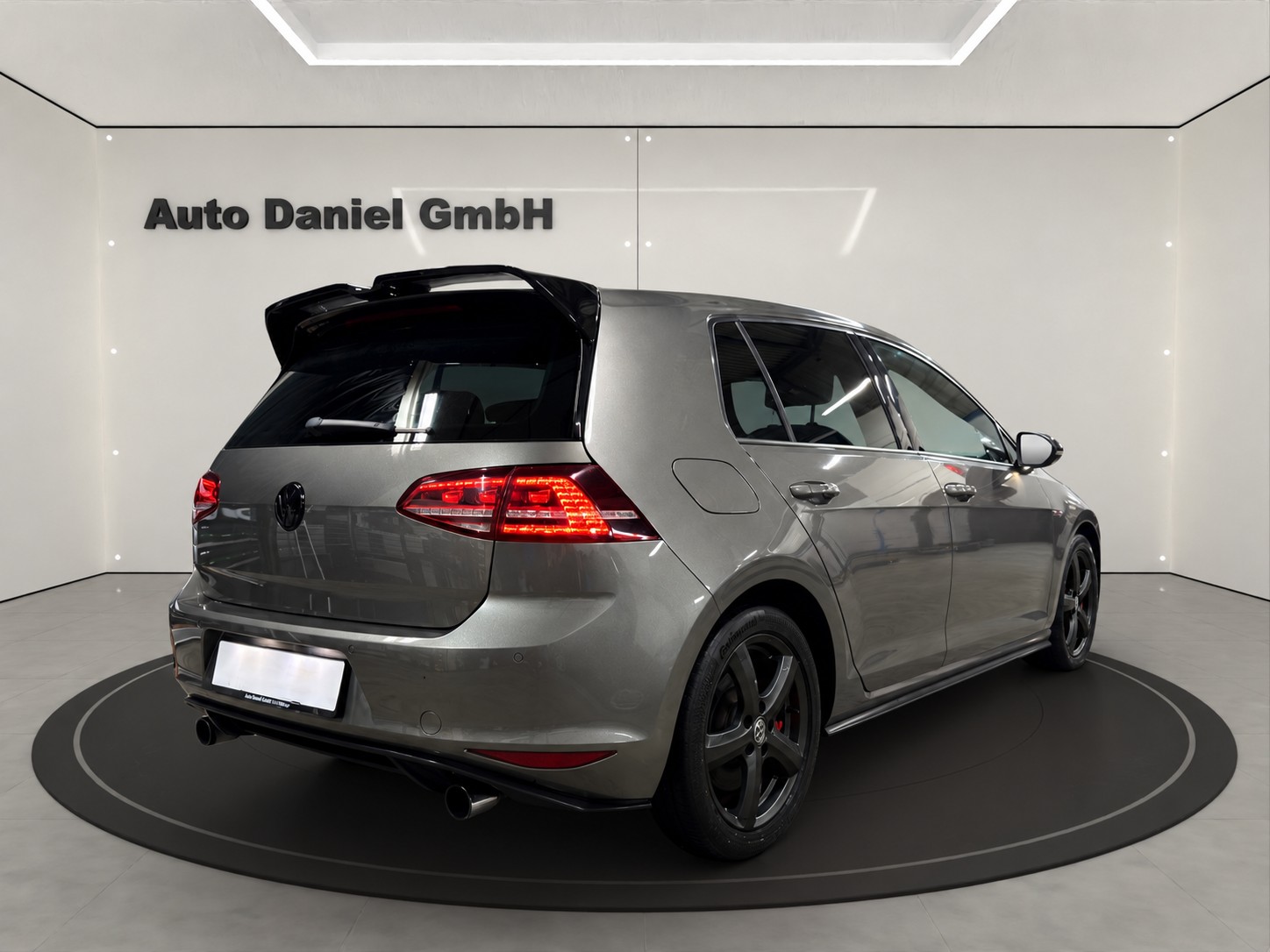 VW Golf 2.0 TSI GTI Performance DSG-image-4