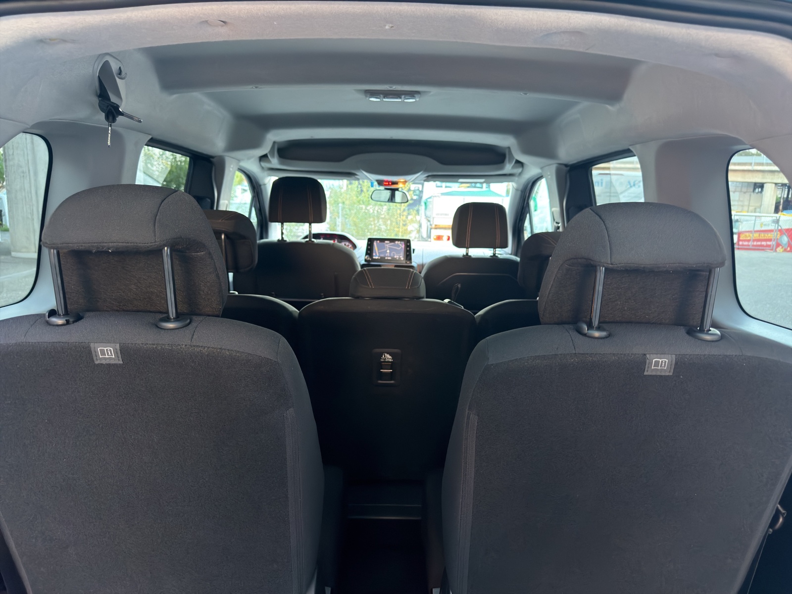 PEUGEOT Rifter 1.5 BlueHDi 7PL GT EAT8-image-21