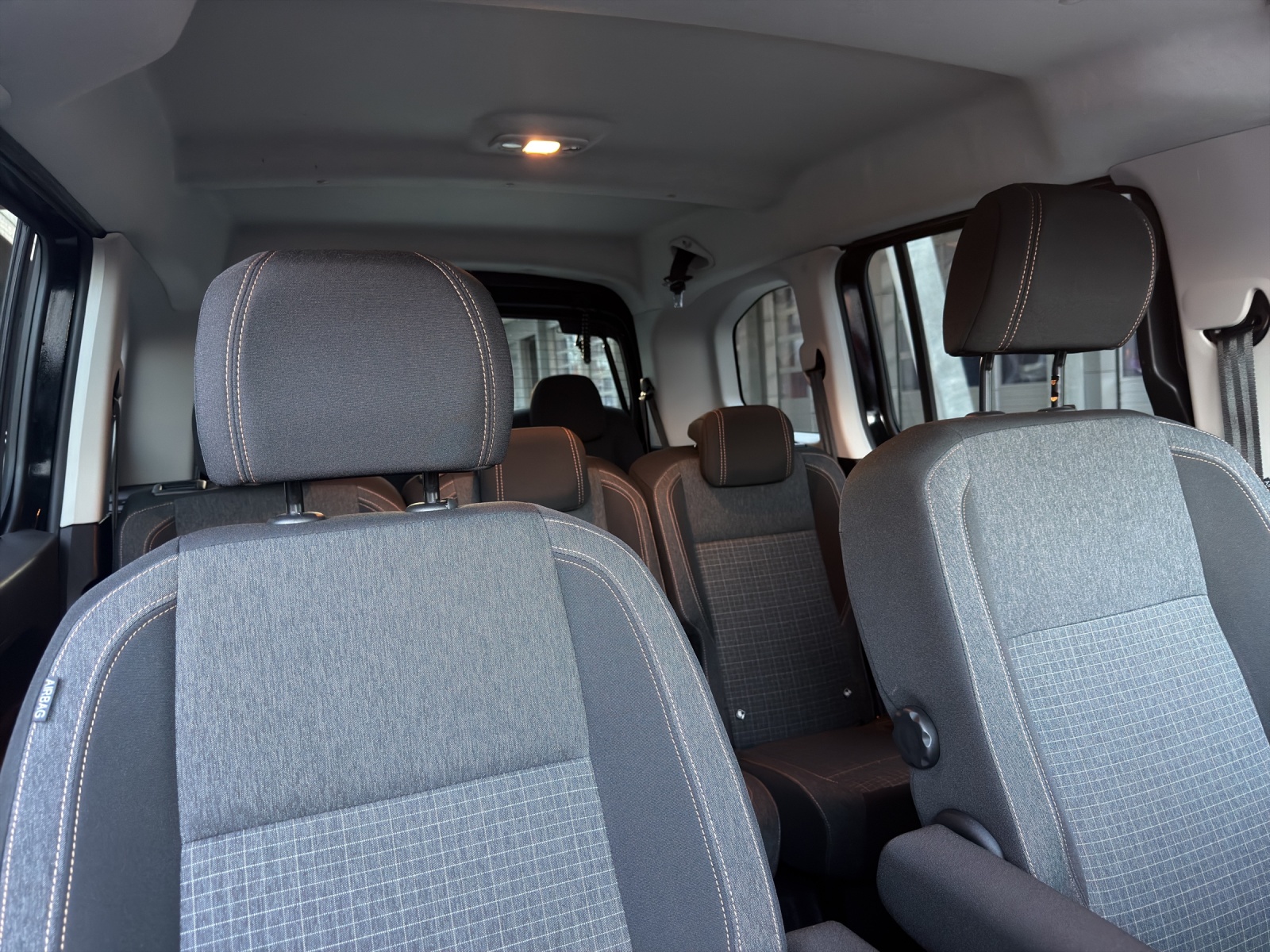 PEUGEOT Rifter 1.5 BlueHDi 7PL GT EAT8-image-15