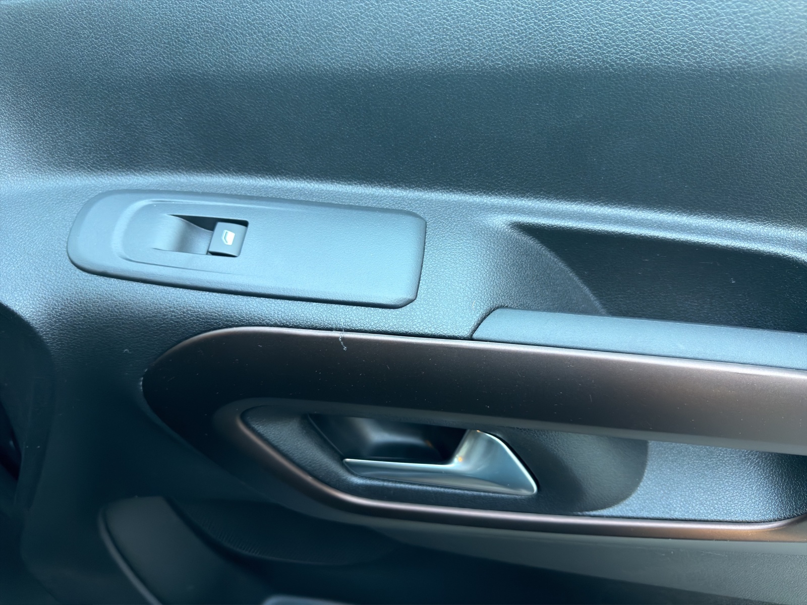PEUGEOT Rifter 1.5 BlueHDi 7PL GT EAT8-image-16