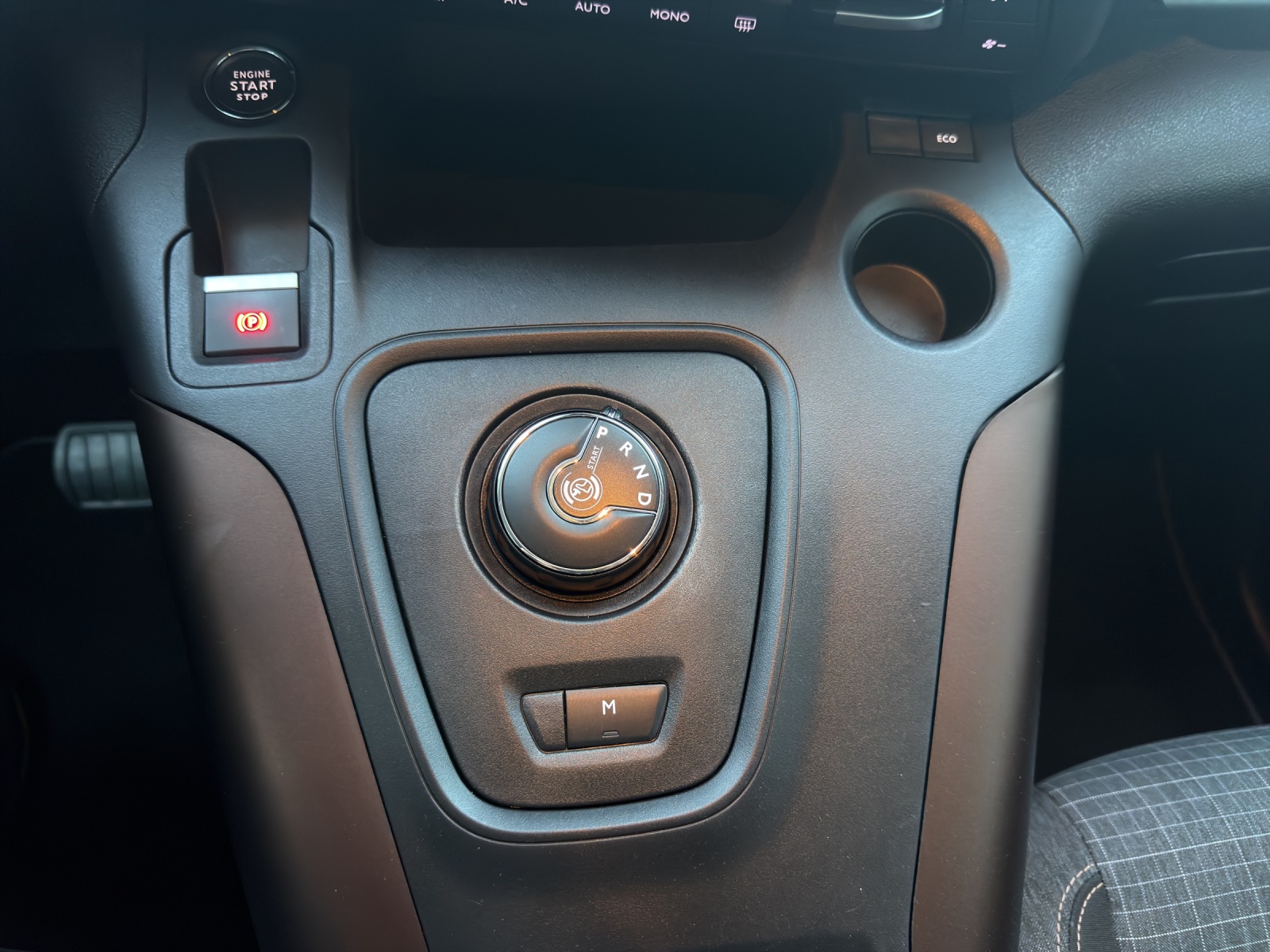 PEUGEOT Rifter 1.5 BlueHDi 7PL GT EAT8-image-23
