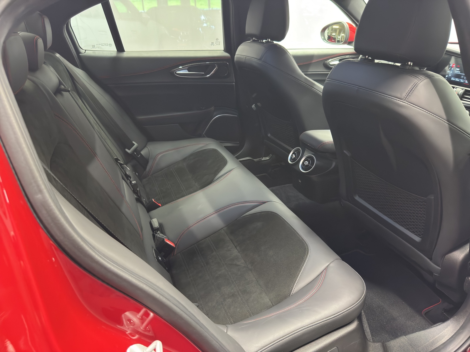 ALFA ROMEO Giulia 2.9 V6 Biturbo Quadrifoglio-image-9