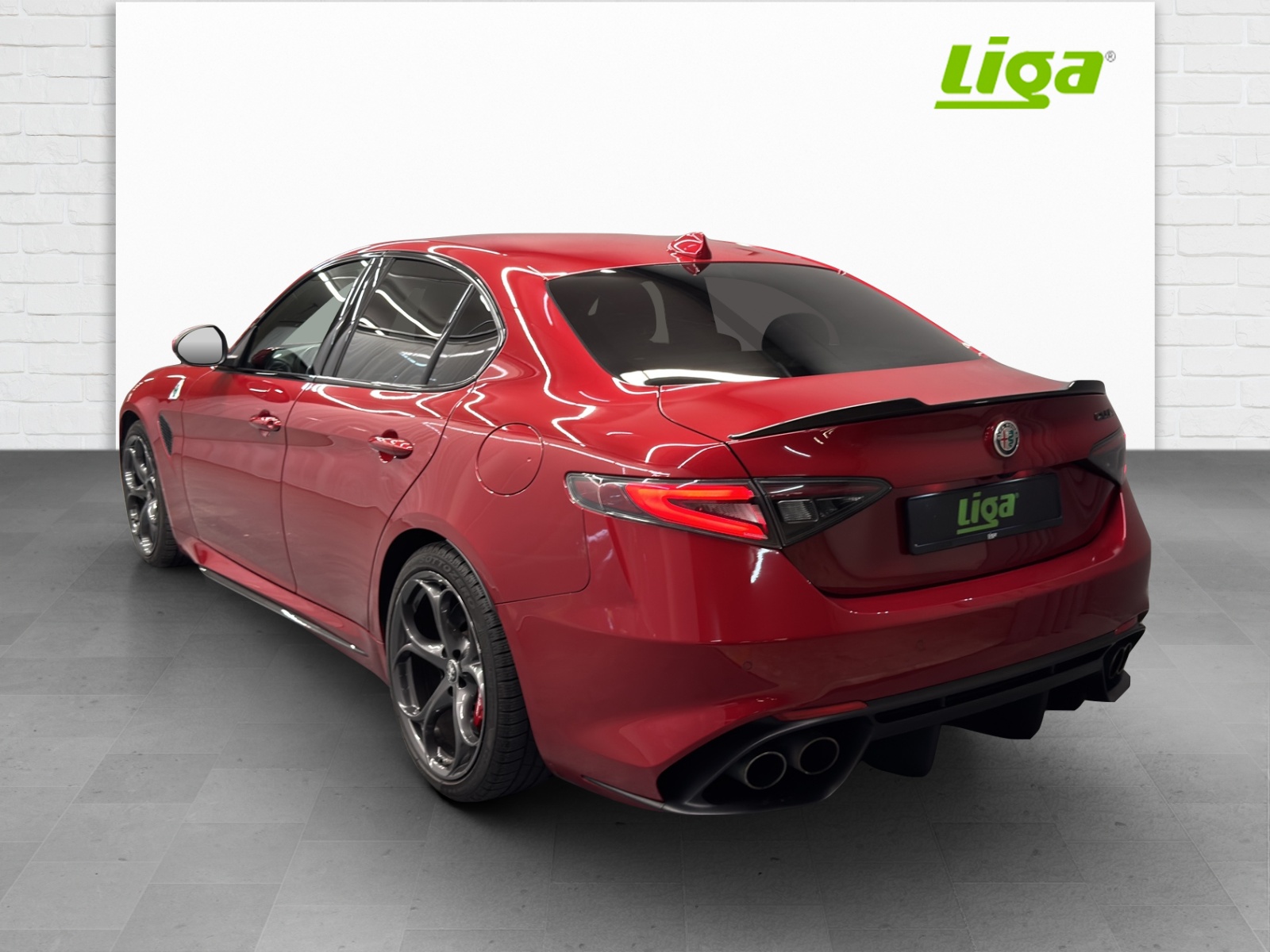 ALFA ROMEO Giulia 2.9 V6 Biturbo Quadrifoglio-showroom-element-3