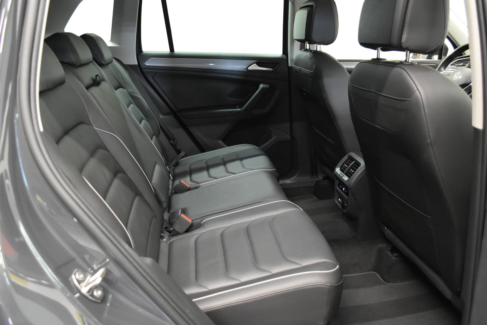 VW Tiguan 1.5TSI Evo Life DSG-image-11