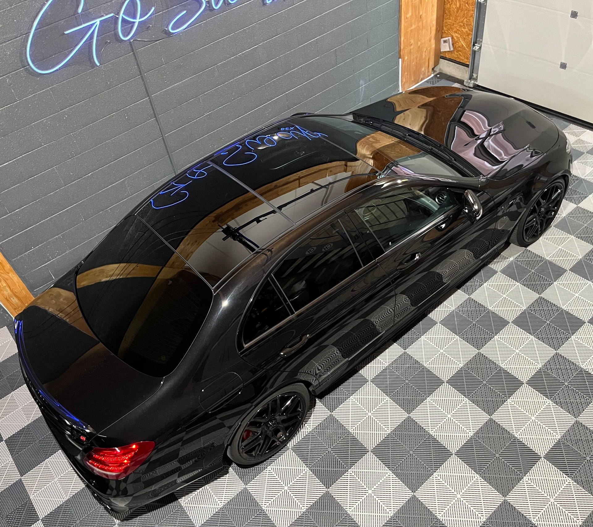 MERCEDES-BENZ E 63 AMG 4Matic Speedshift MCT-image-1