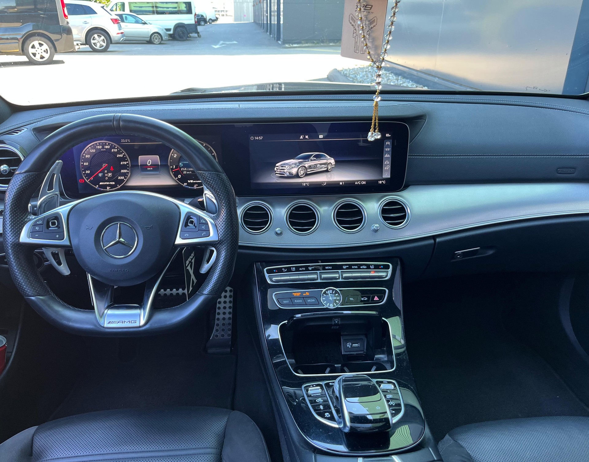 MERCEDES-BENZ E 63 AMG 4Matic Speedshift MCT-image-12