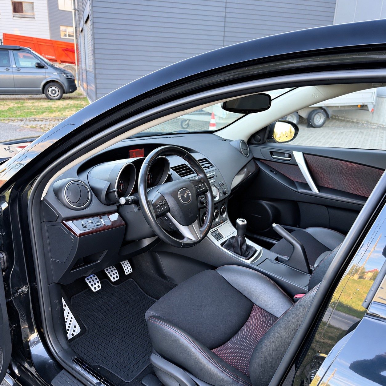 MAZDA 3 2.3 16V DISI Turbo MPS-image-6