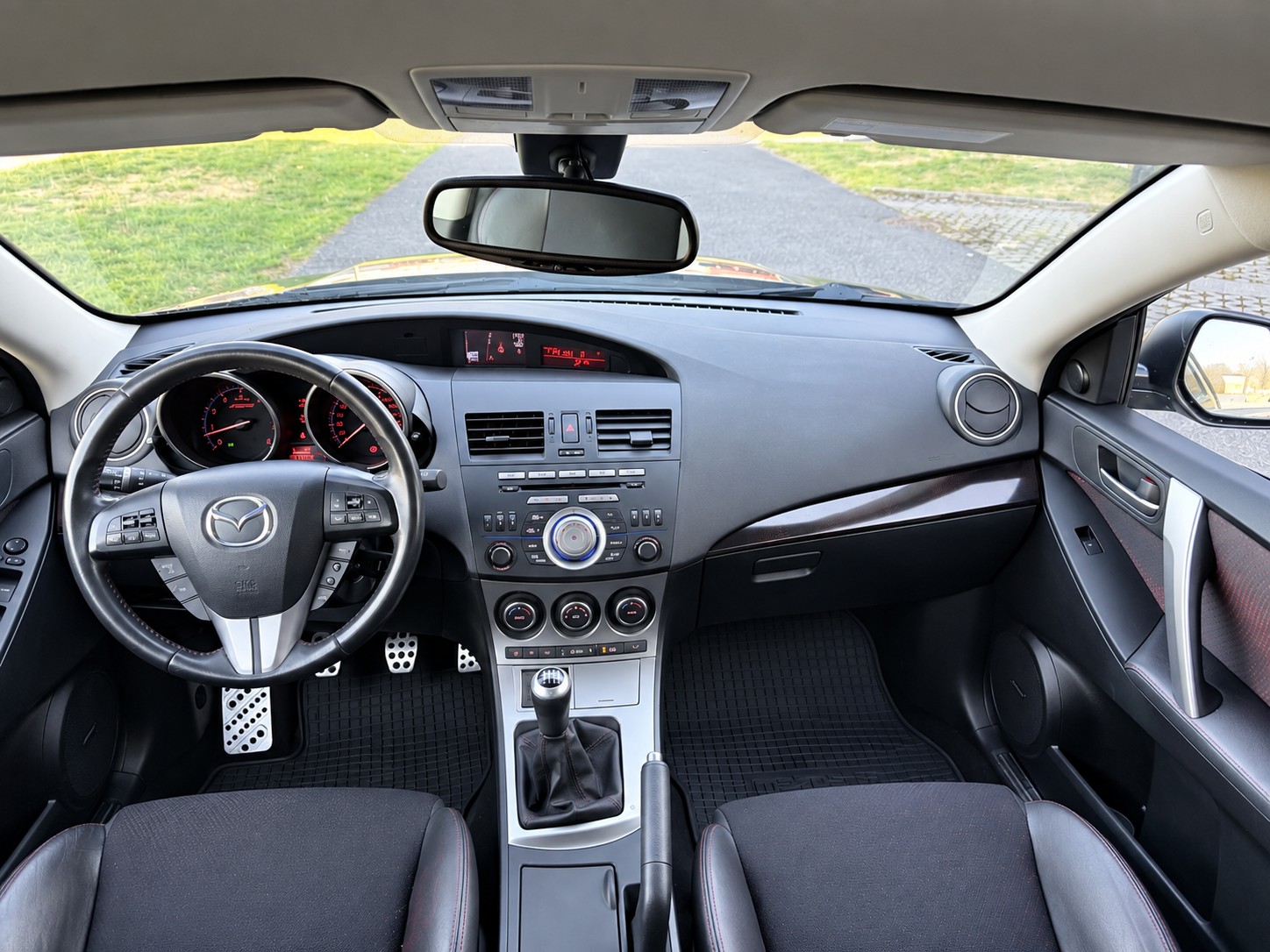 MAZDA 3 2.3 16V DISI Turbo MPS-image-4