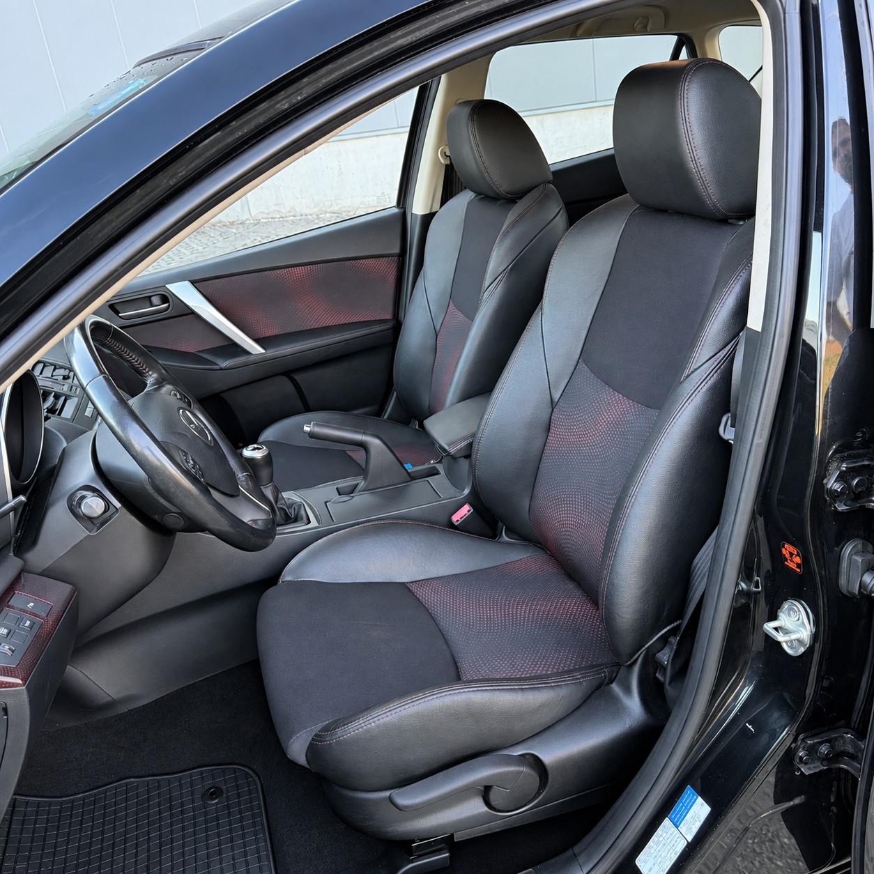 MAZDA 3 2.3 16V DISI Turbo MPS-image-5