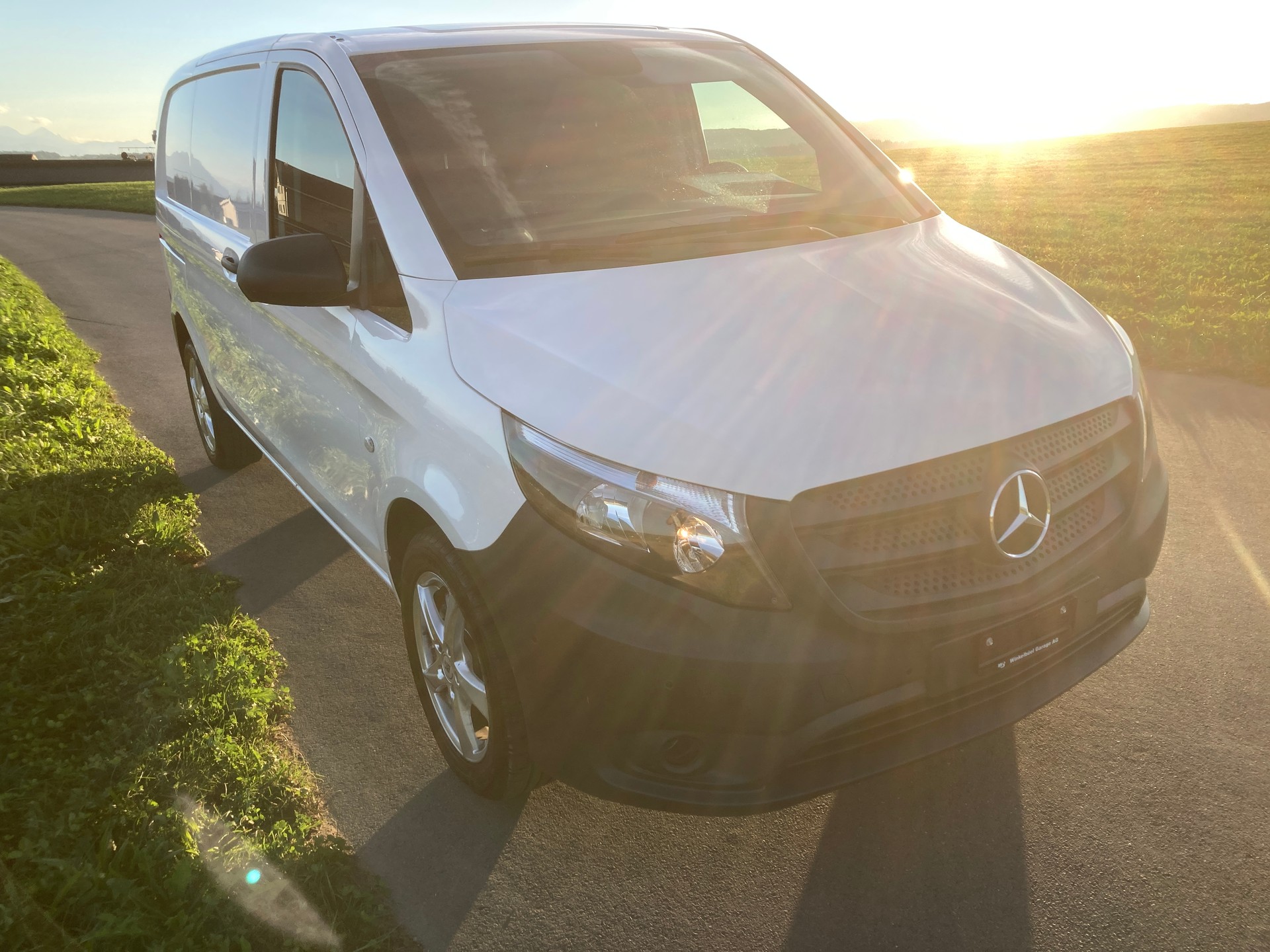 MERCEDES-BENZ Vito 114 BlueTEC 4Matic 7G-Tronic Euro 6 mit Anhängerkupplung-image-1
