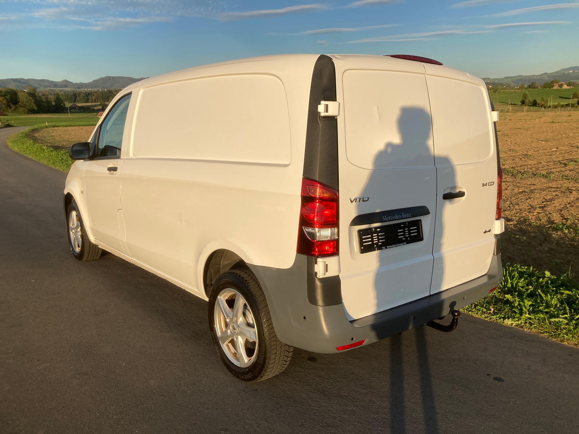 MERCEDES-BENZ Vito 114 BlueTEC 4Matic 7G-Tronic Euro 6 mit Anhängerkupplung-image-3