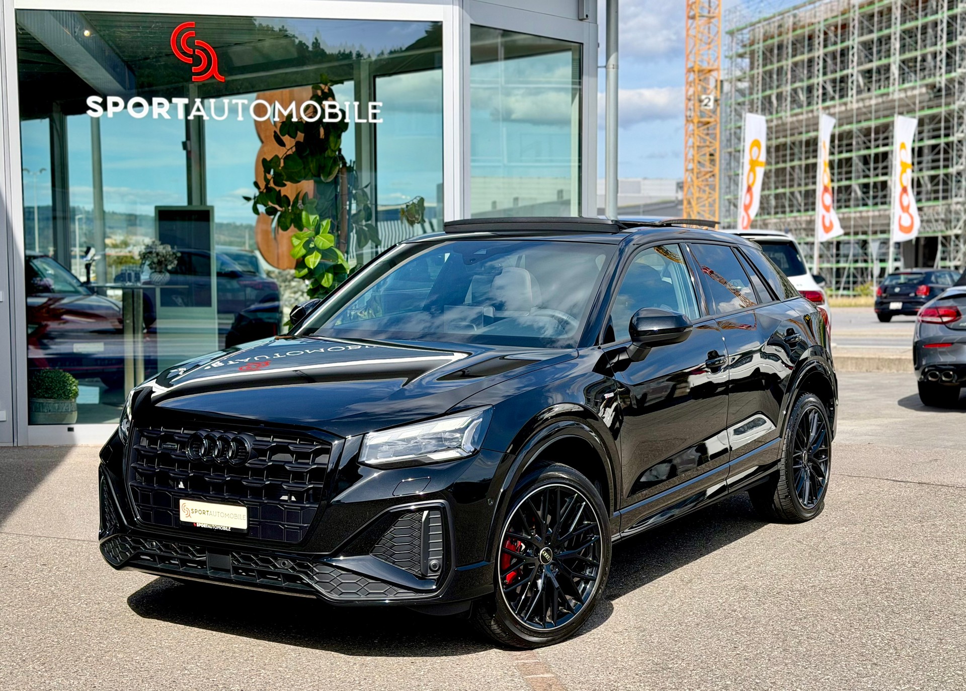 AUDI Q2 40 TFSI S line Attraction quattro S-tronic *S Line Competition - CH Auto*-image-0