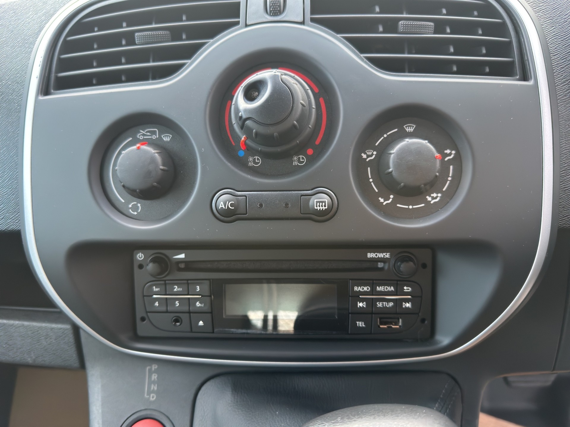 RENAULT Kangoo Maxi Z.E. 33 R60 Business-image-13