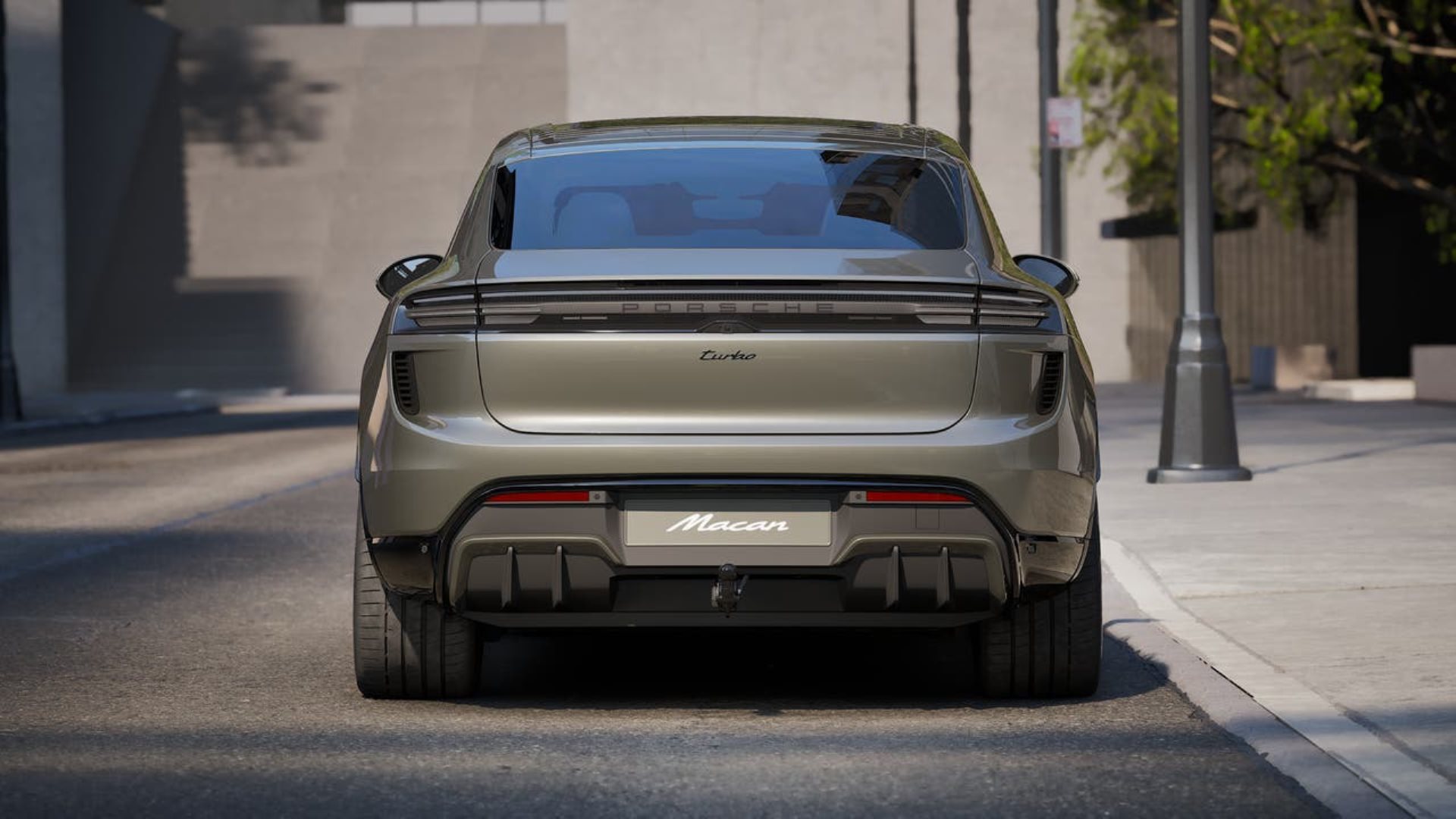PORSCHE Macan Turbo-image-6