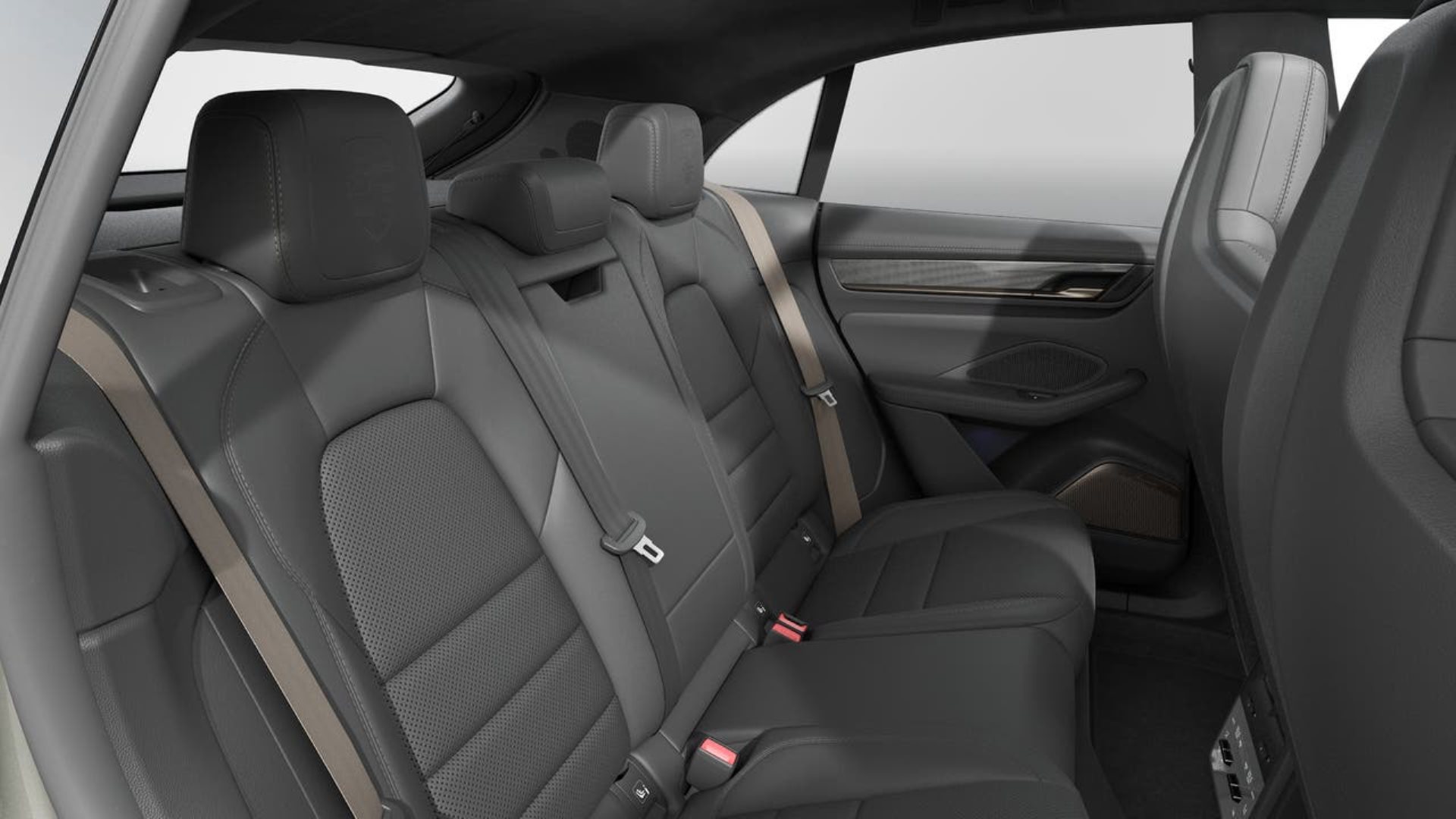 PORSCHE Macan Turbo-image-12