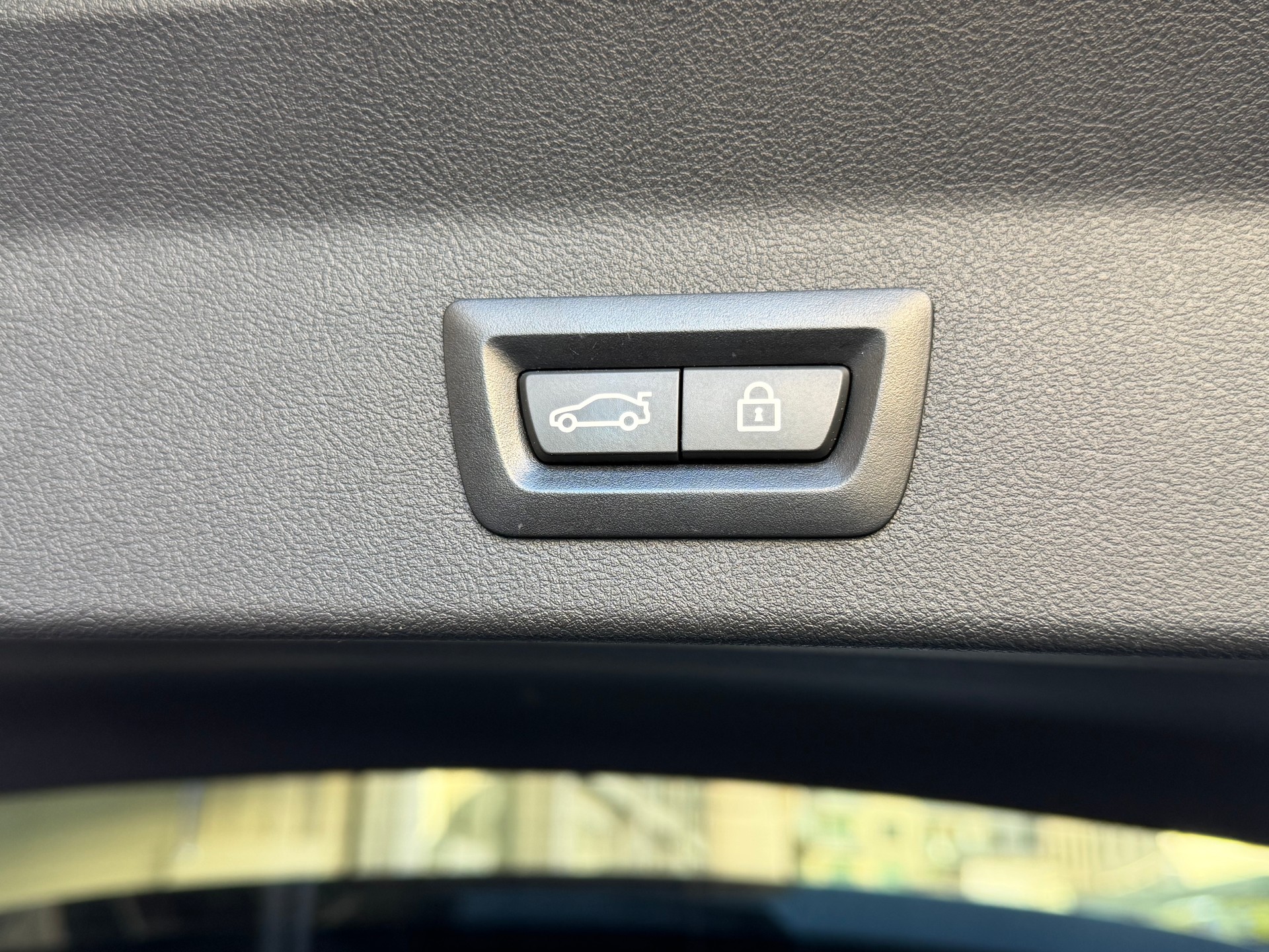BMW X3 xDrive 30i M Sport Steptronic-image-12