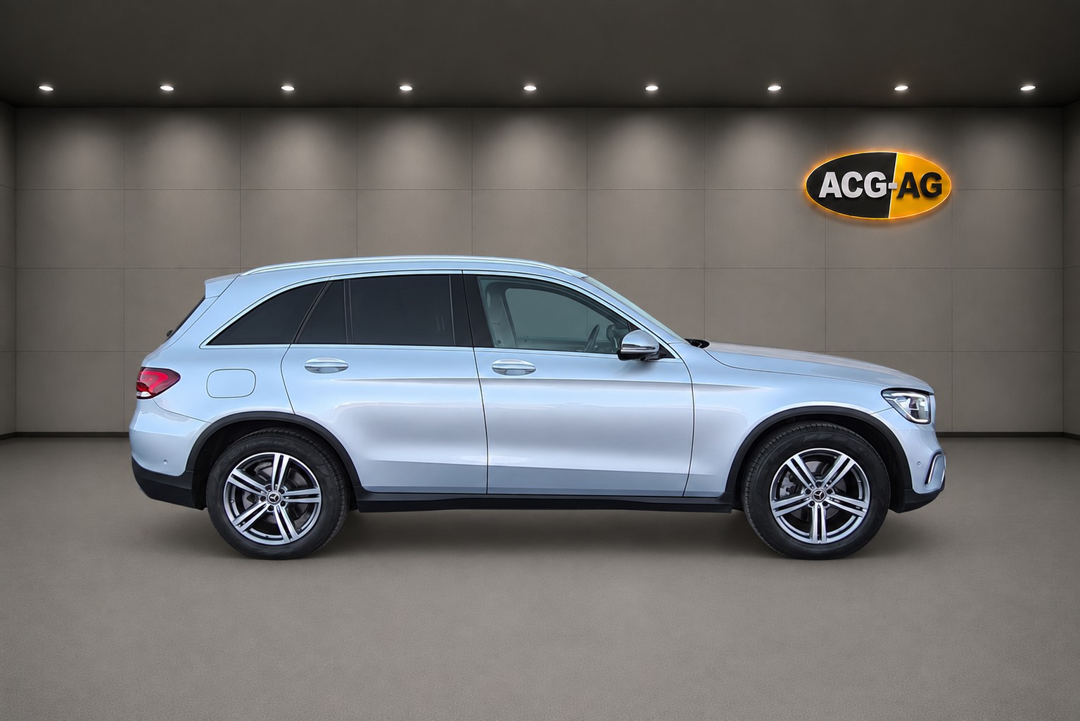 MERCEDES-BENZ GLC 220 d 4Matic 9G-Tronic ** Voll-Leder ** Panorama-Schiebedach ** Gr-Navi ** RF-Kamera 360° ** Sitzmemory ** Frisch Ab MFK **-image-6