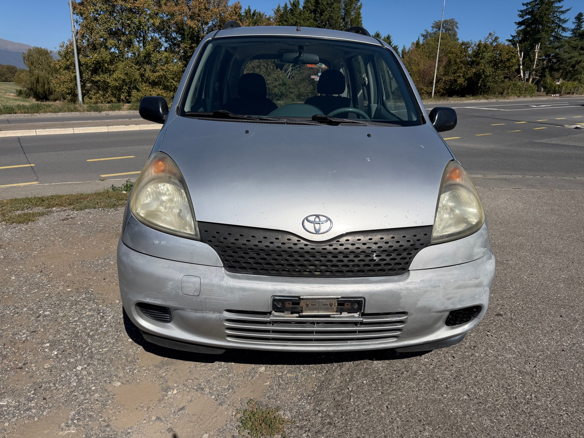 TOYOTA Yaris Verso 1.3 Linea Sol-image-0