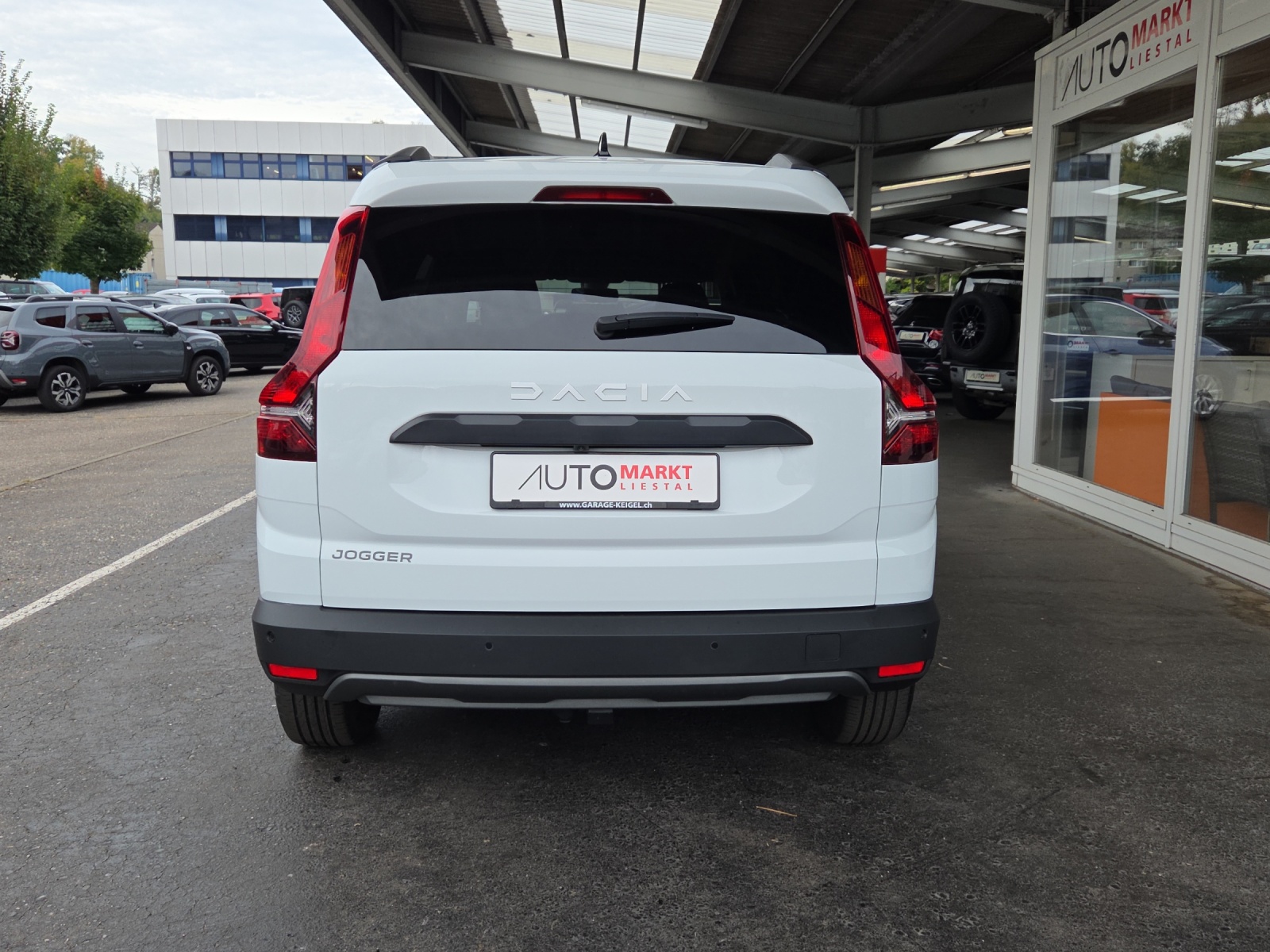 DACIA Jogger TCe 110 Extreme-image-14