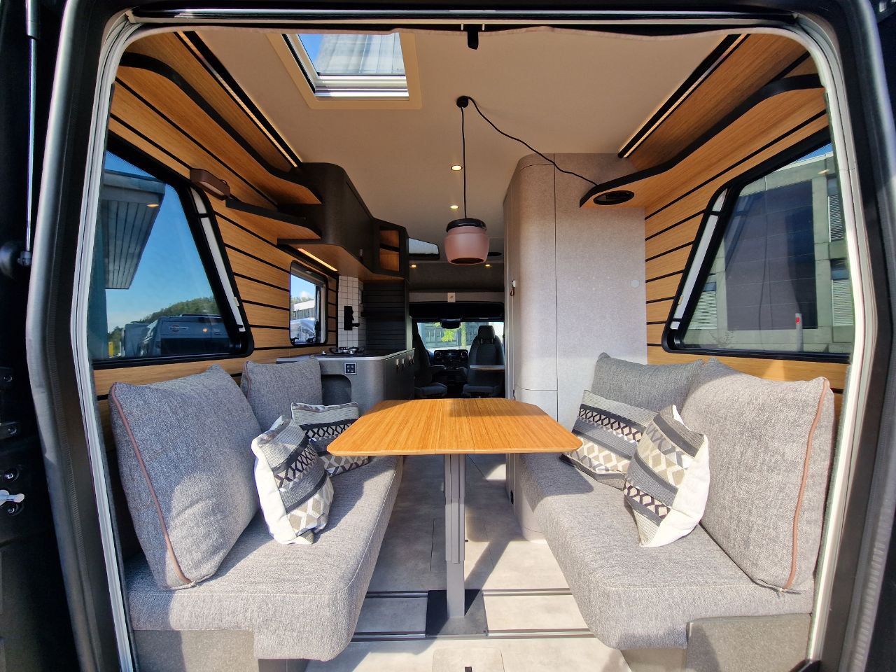 HYMER Venture S-image-2