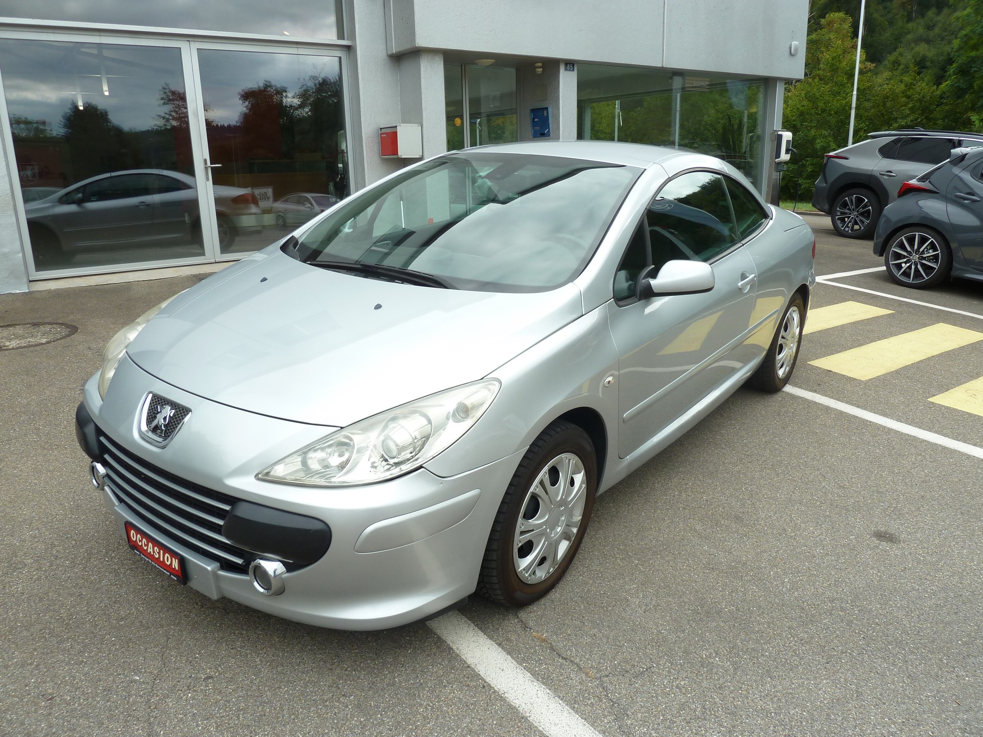 PEUGEOT 308 CC 2.0 HDI Allure-image-10
