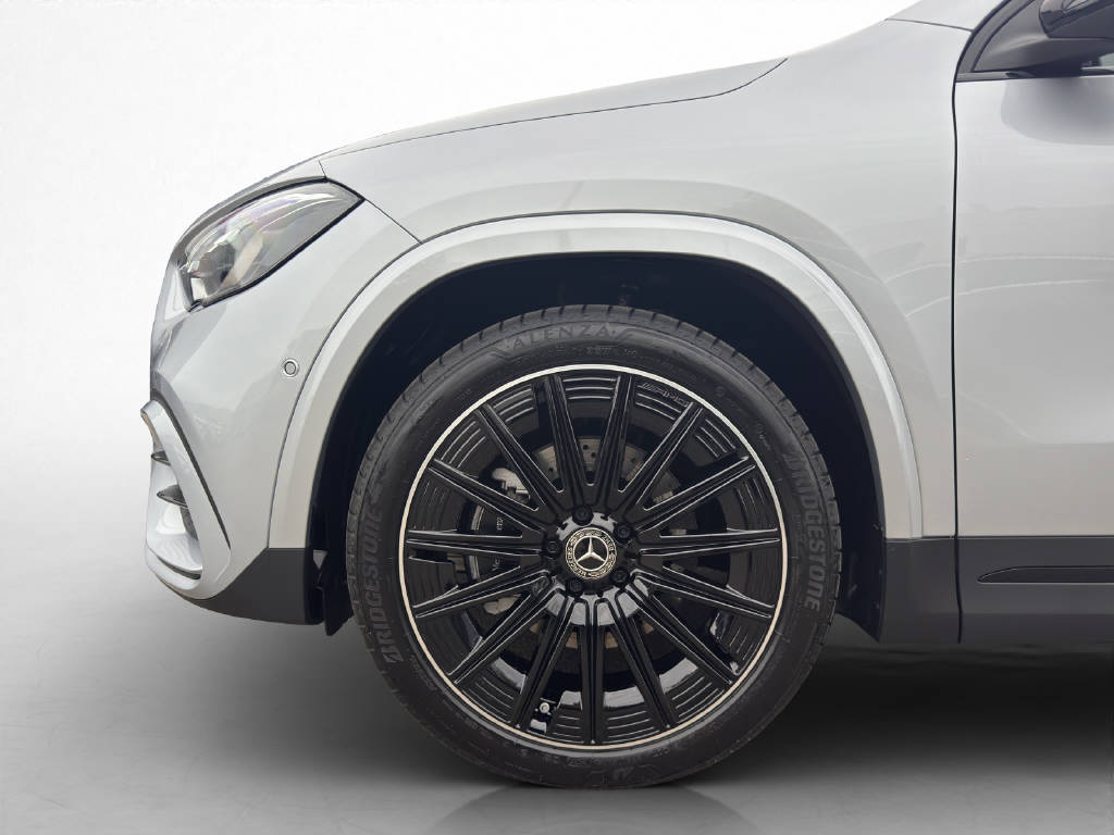 MERCEDES-BENZ GLA 220 d AMG Line 4Matic Swiss Star-image-7