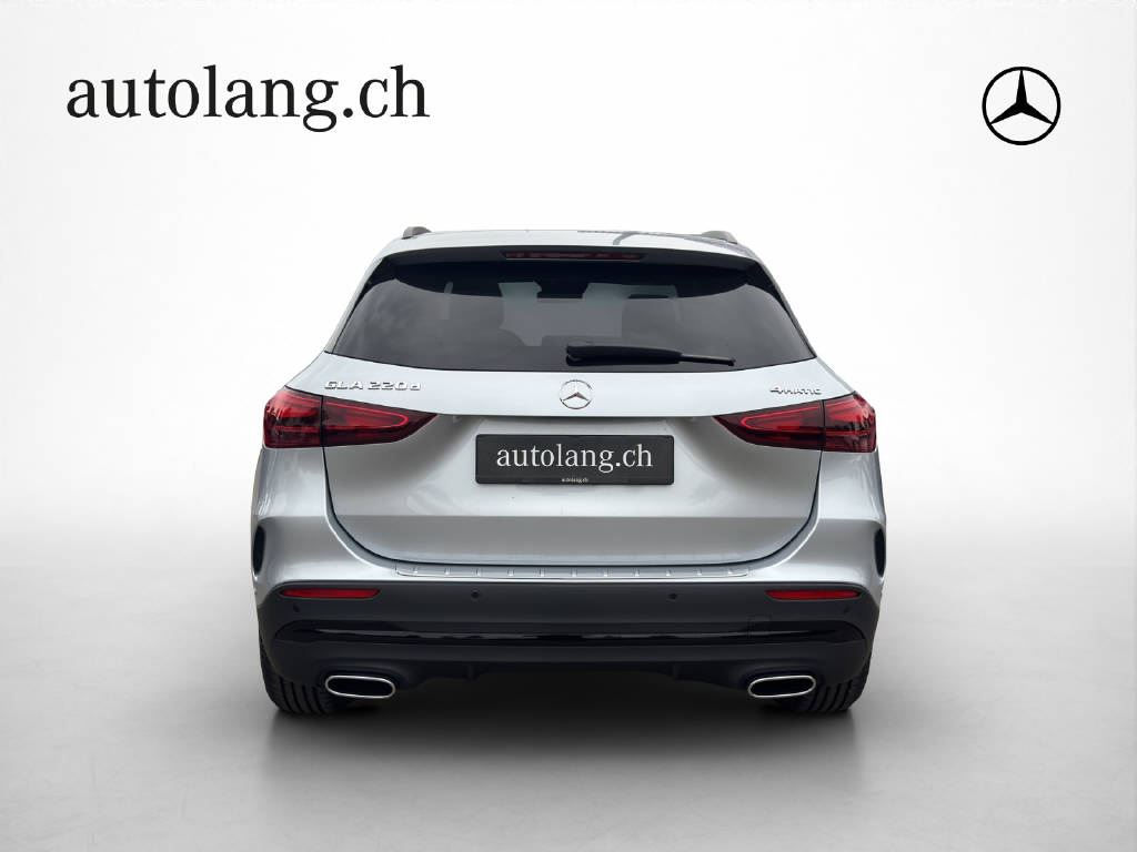 MERCEDES-BENZ GLA 220 d AMG Line 4Matic Swiss Star-image-15