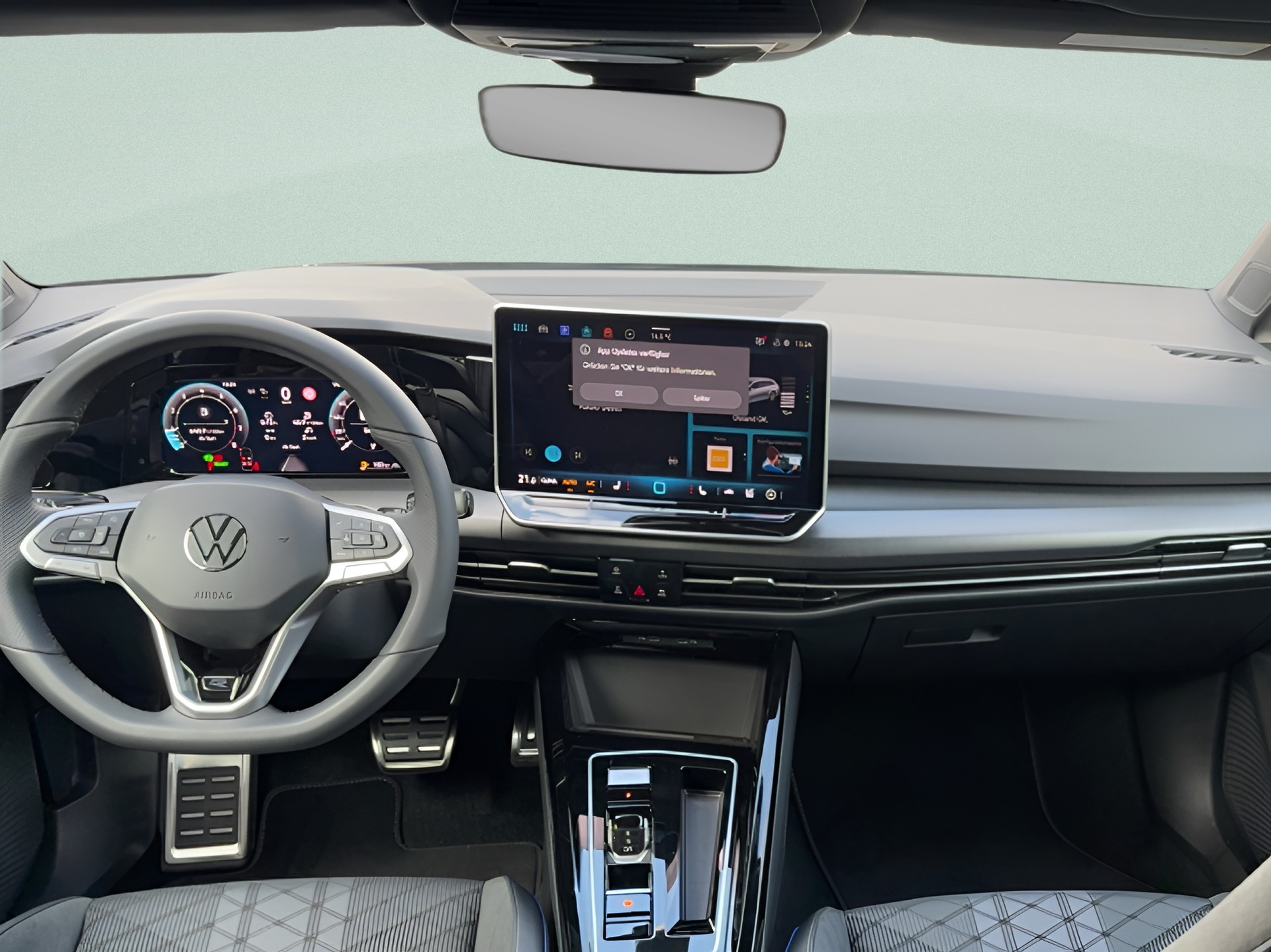 VW Golf Variant 1.5 eTSI mHEV R-Line DSG-image-12