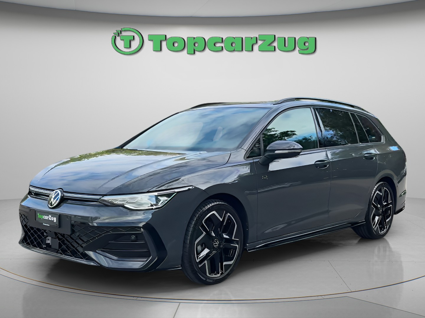 VW Golf Variant 1.5 eTSI mHEV R-Line DSG-image-1